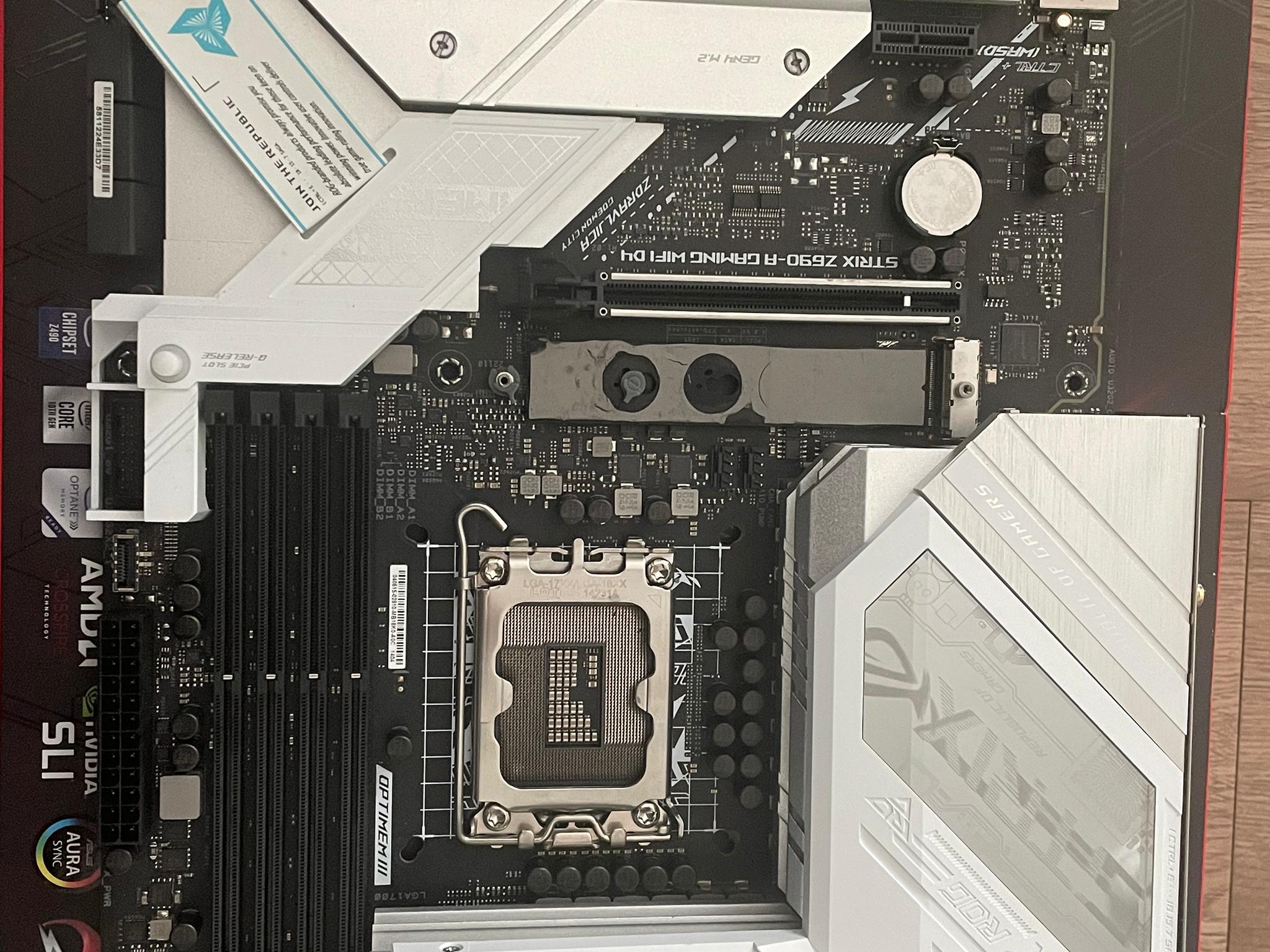 ROG Maximus Xii Hero Wifi White
