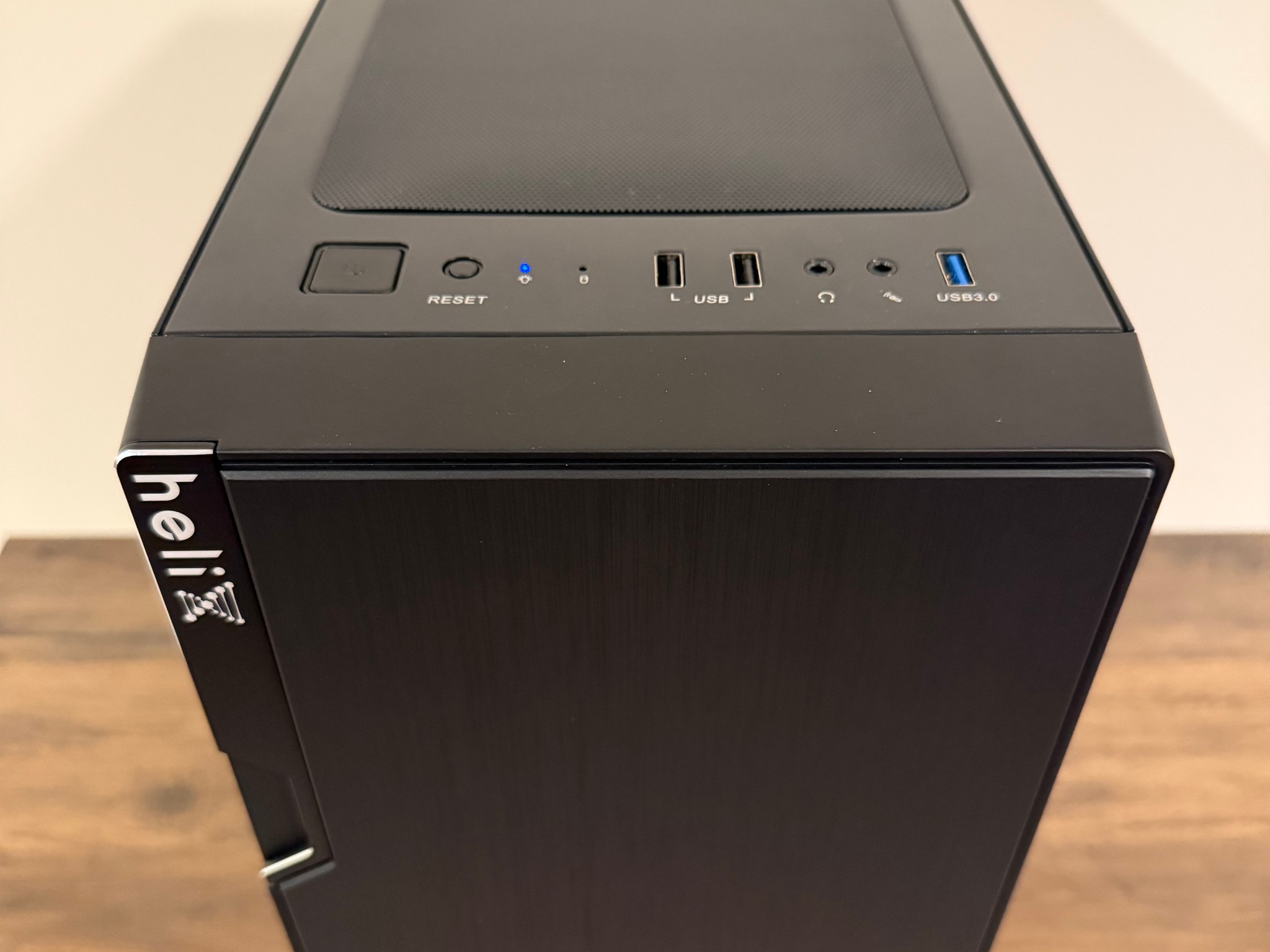 Fresh Budget Office/School PC | Ryzen 3 2200g APU | 8gb DDR4 3200
