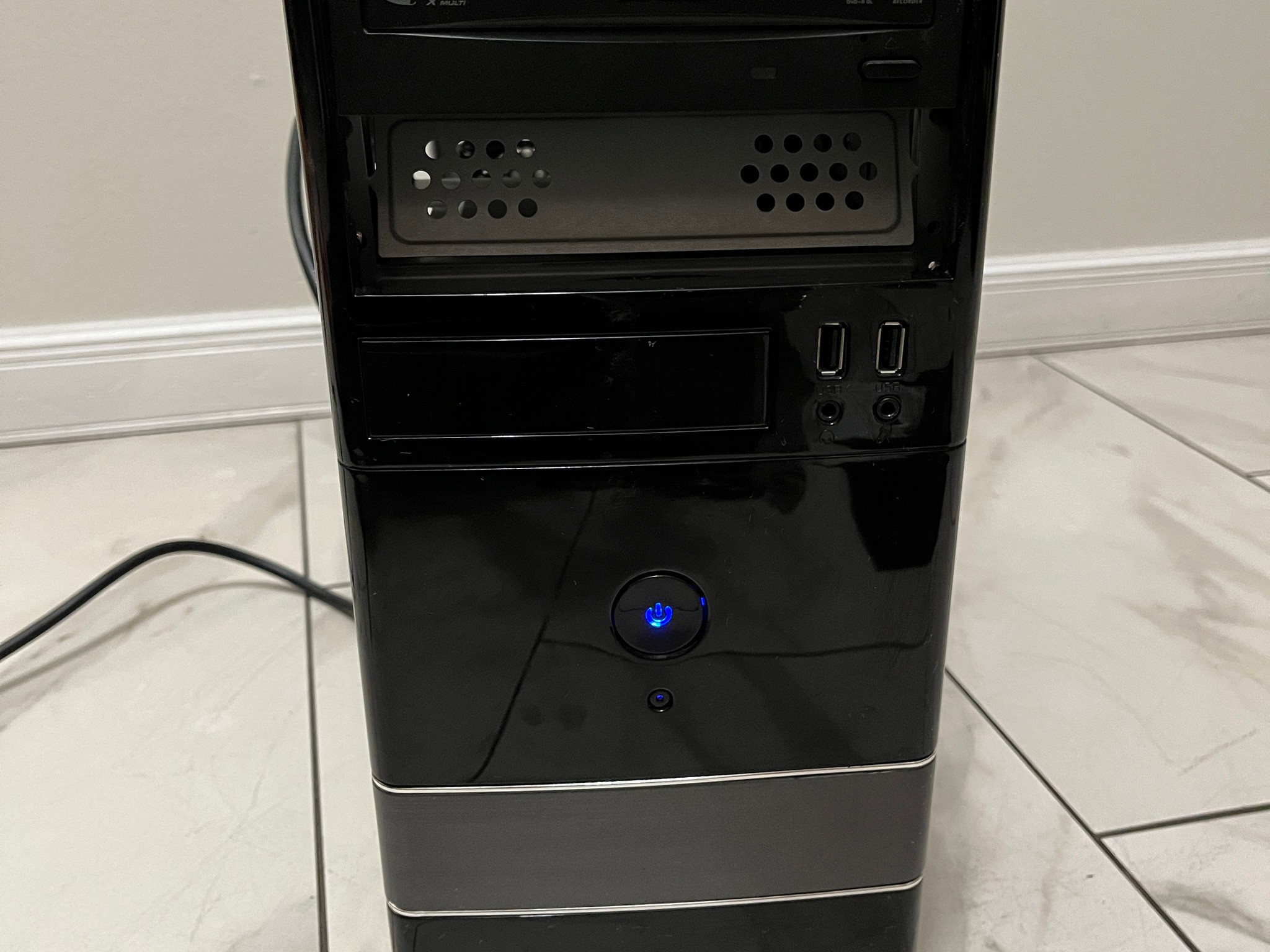 NVIDIA RTX 2060, Intel Core i5-6600, 16GB RAM, 1.2 TB Storage - Sleeper Gaming PC w/ Wi-Fi & BT