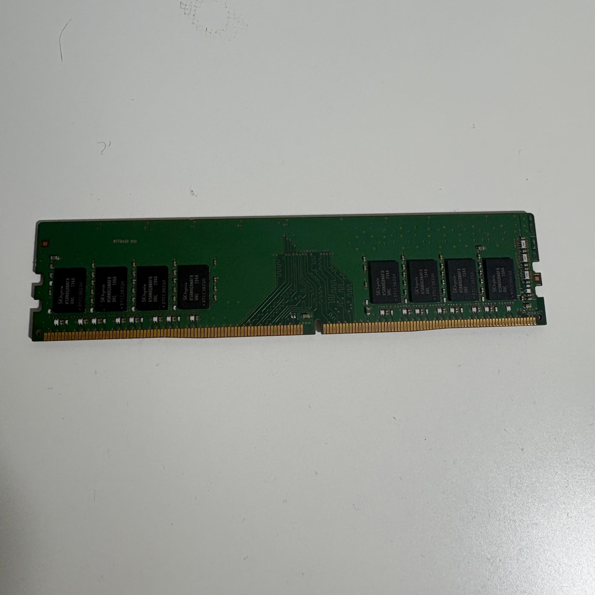 SK Hynix 1x8GB 2400 Mhz DDR4 Memory