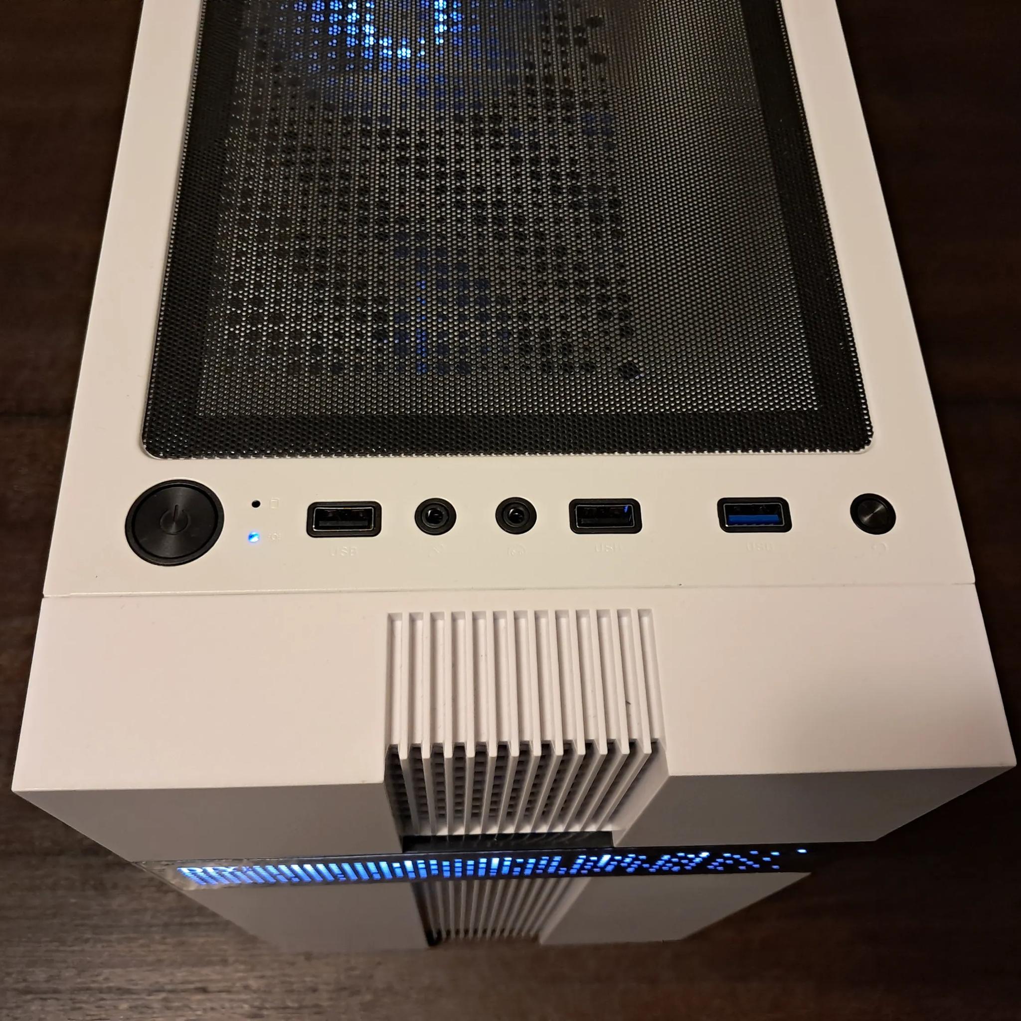 🔵⬜ Aesthetic Gaming PC ⬜🔵 Ryzen 5 3400G 3.7-4.2 GHz | Nvidia GTX 1660 Super | 1TB SSD