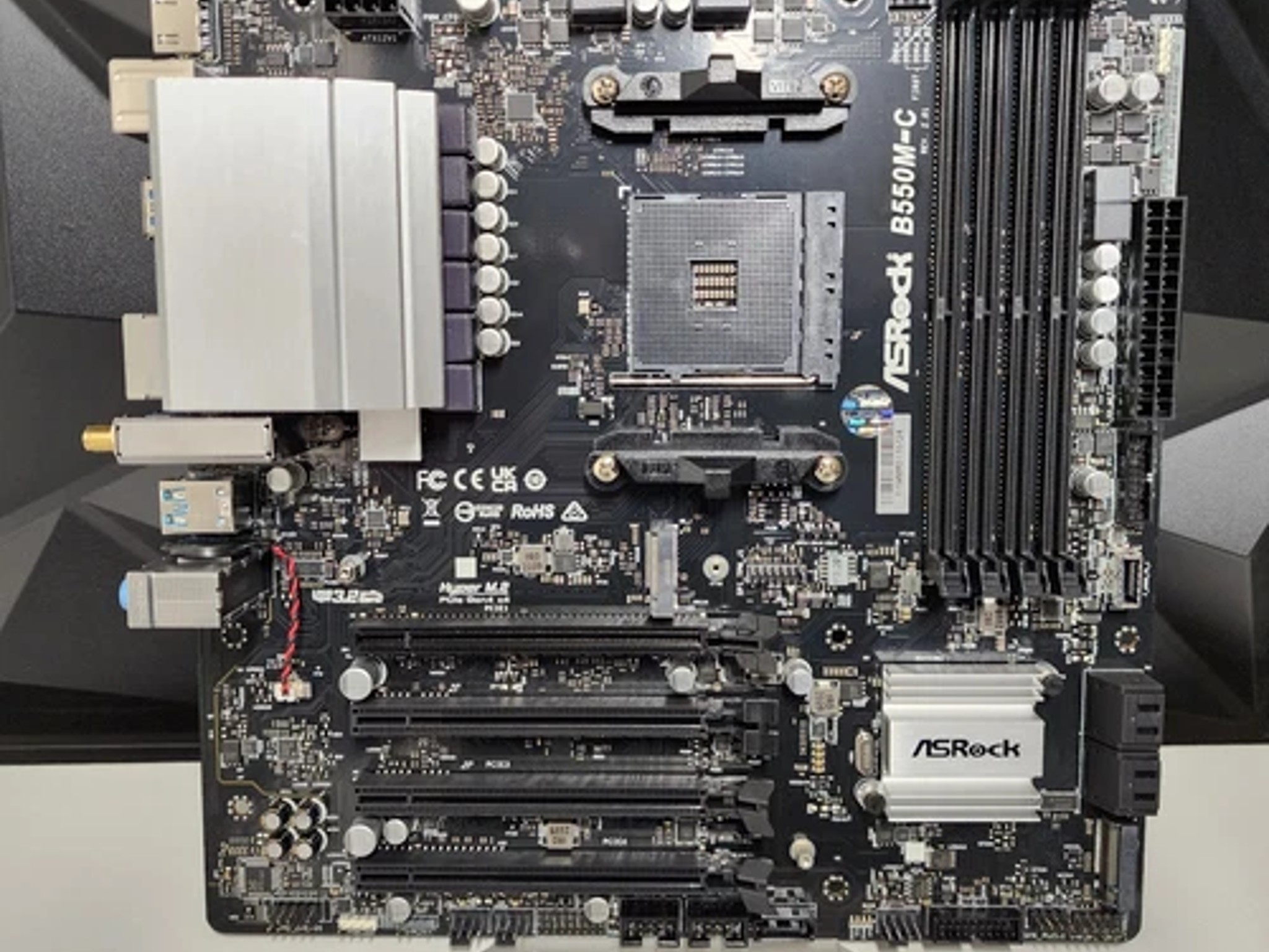 UPDATED BIOS ASROCK B550M-C WIFI AM4 DDR4 MATX MOTHERBOARD