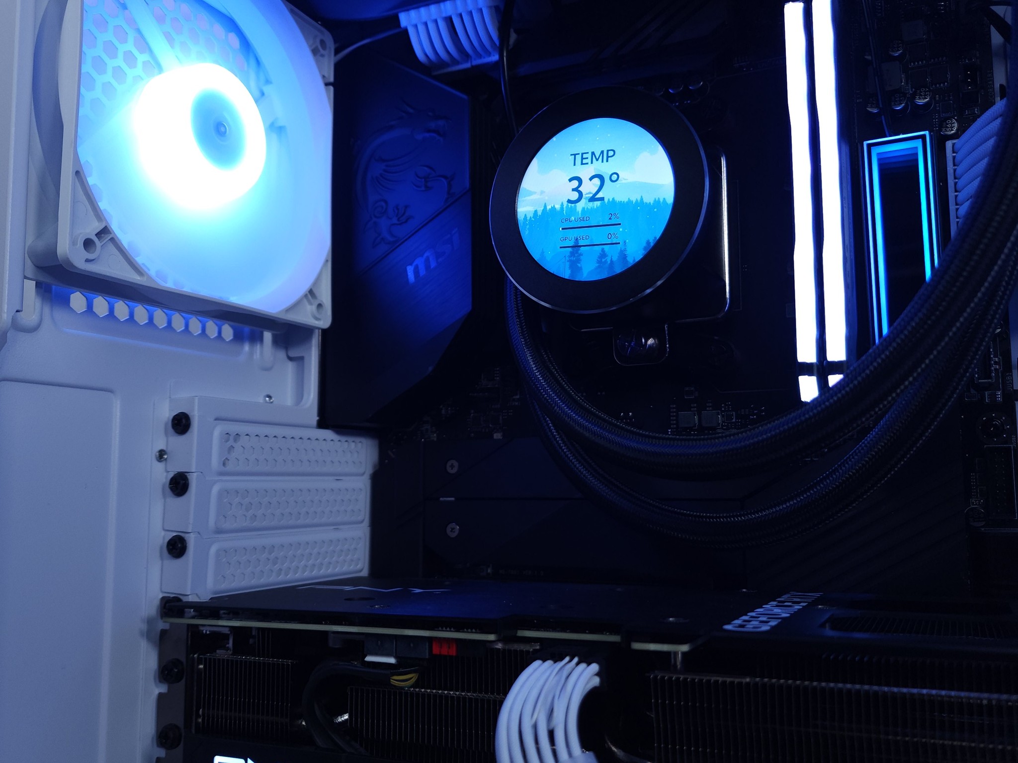 💙🤍RTX 4070Ti | Ryzen 9 5900X | 32GB 3600MHz | 1TB NVMe Gen4