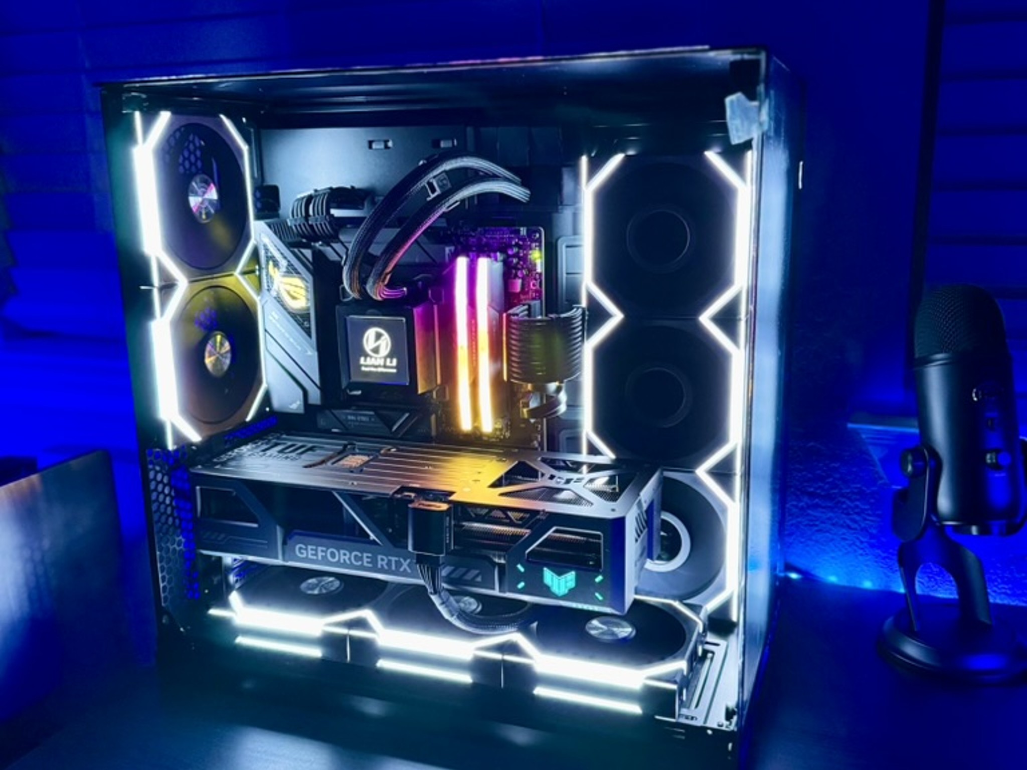 ObsidianX Gaming PC 💎 NVIDIA RTX 5080 OC, 9800X3D, 64GB RAM, 3TB NVMe SSD, ROG Strix B850 MB