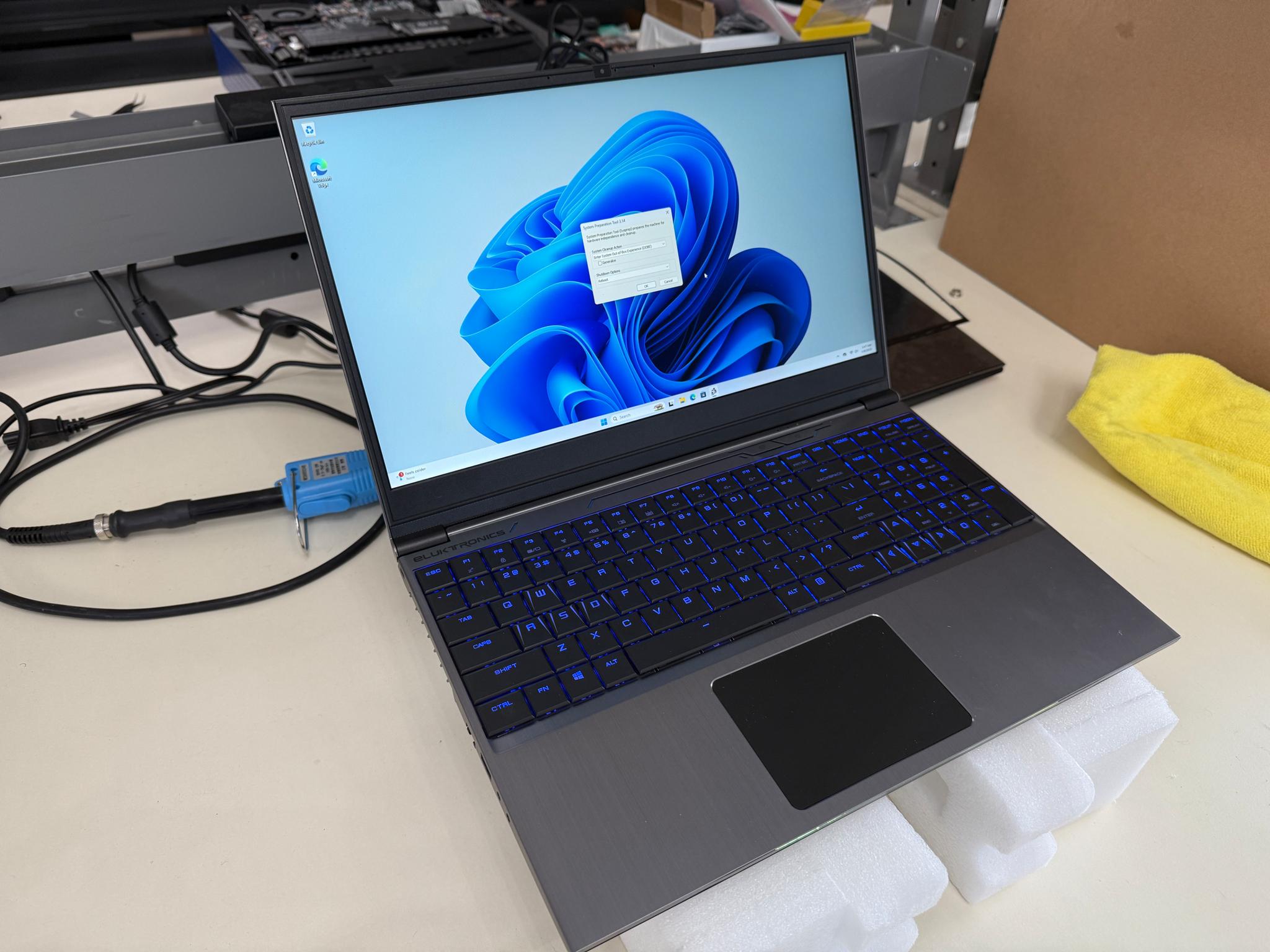 Eluktronics Mech-15 G2, Intel i7-8750H, GTX 1060, 8GB Ram, 512GB SSD, 144HZ