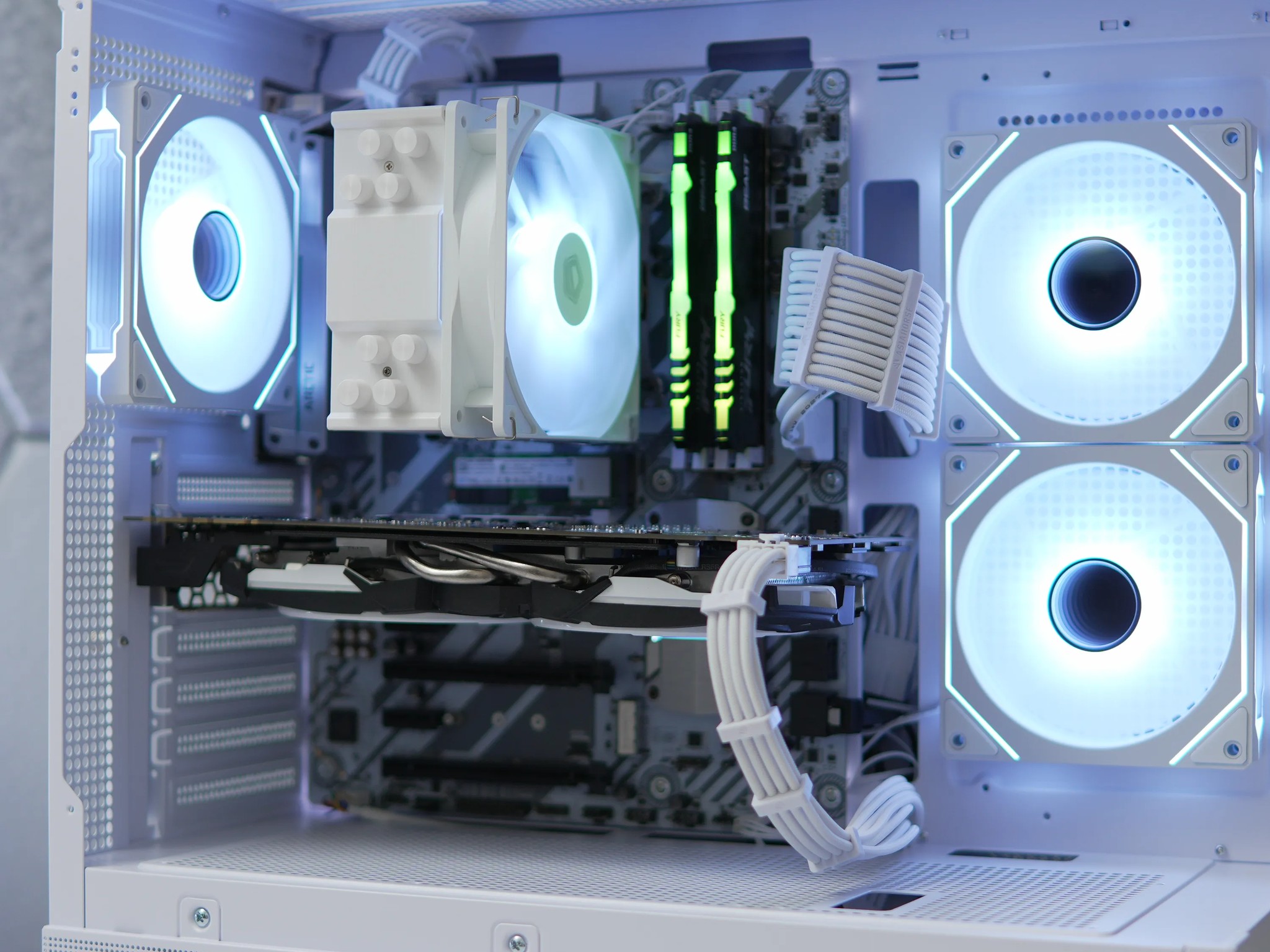 Gaming PC (Intel i7 + Gtx 1070)