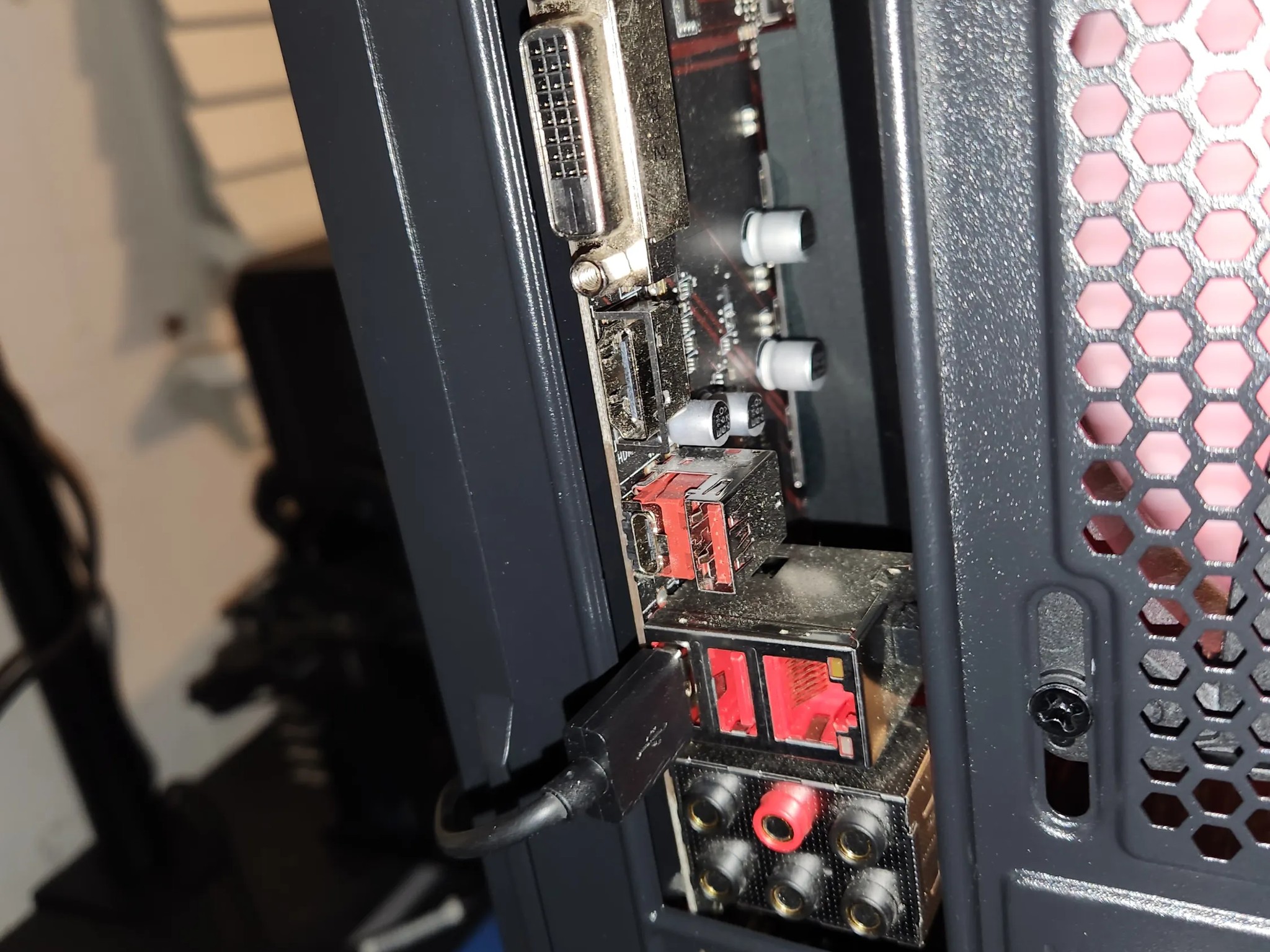THE RED MONSTER IV GTX 1660TI/Intel I5-8600K