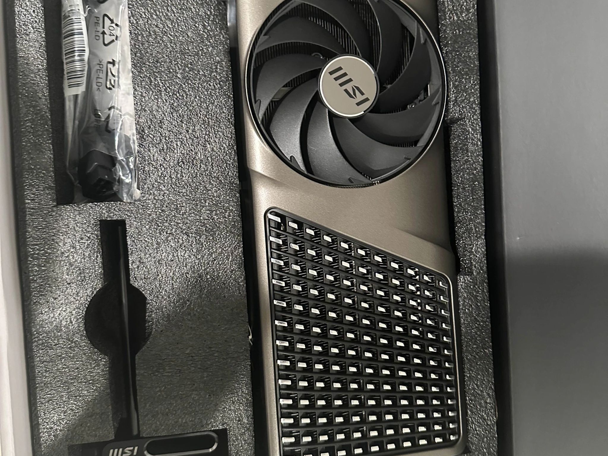 MSI EXPERT RTX 4080 SUPER