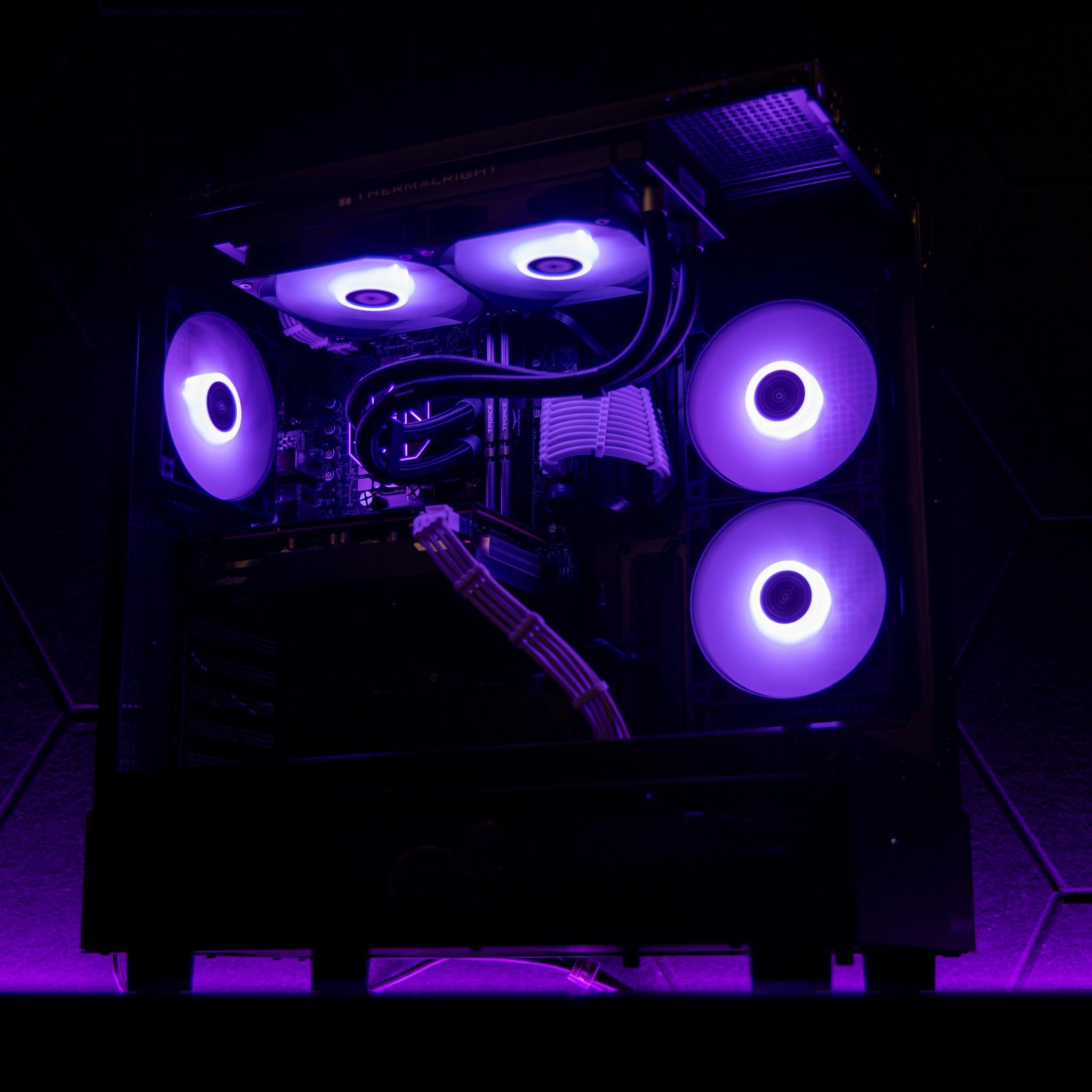 💥 Fury 💥 AMD RX 7600 / Intel Core i5-12400F / 1TB NVME / 32GB Ram / 240 AIO / Windows 11 Pro