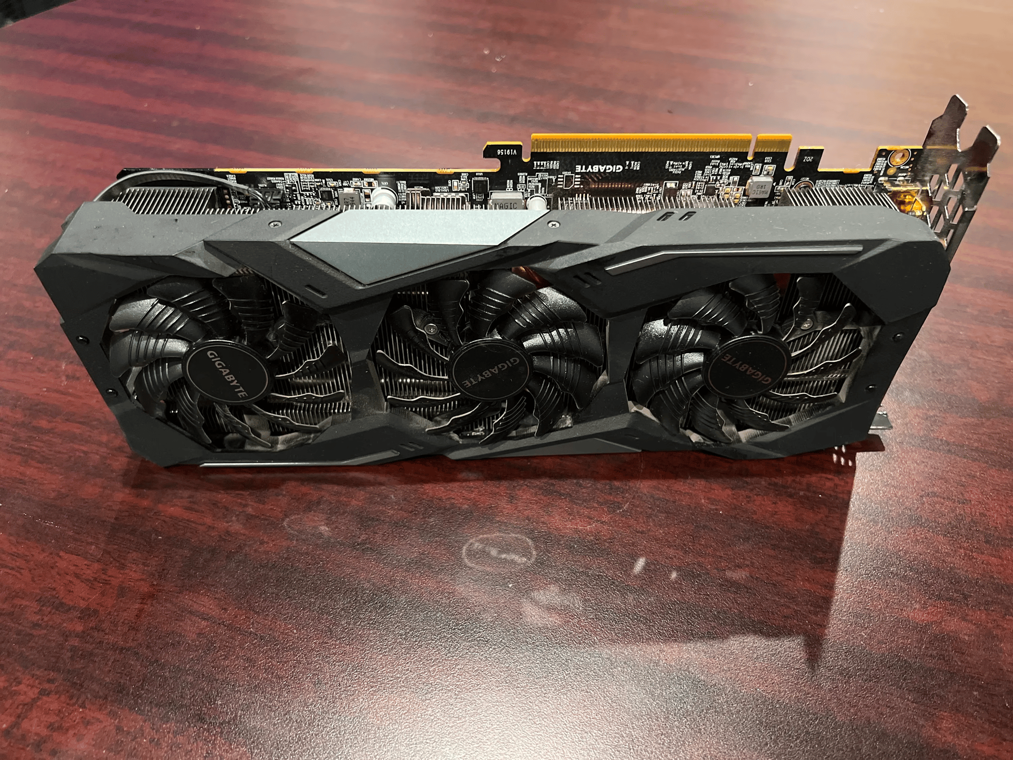 Gigabyte Radeon RX 5700 XT 8 GB GAMING OC Video Card
