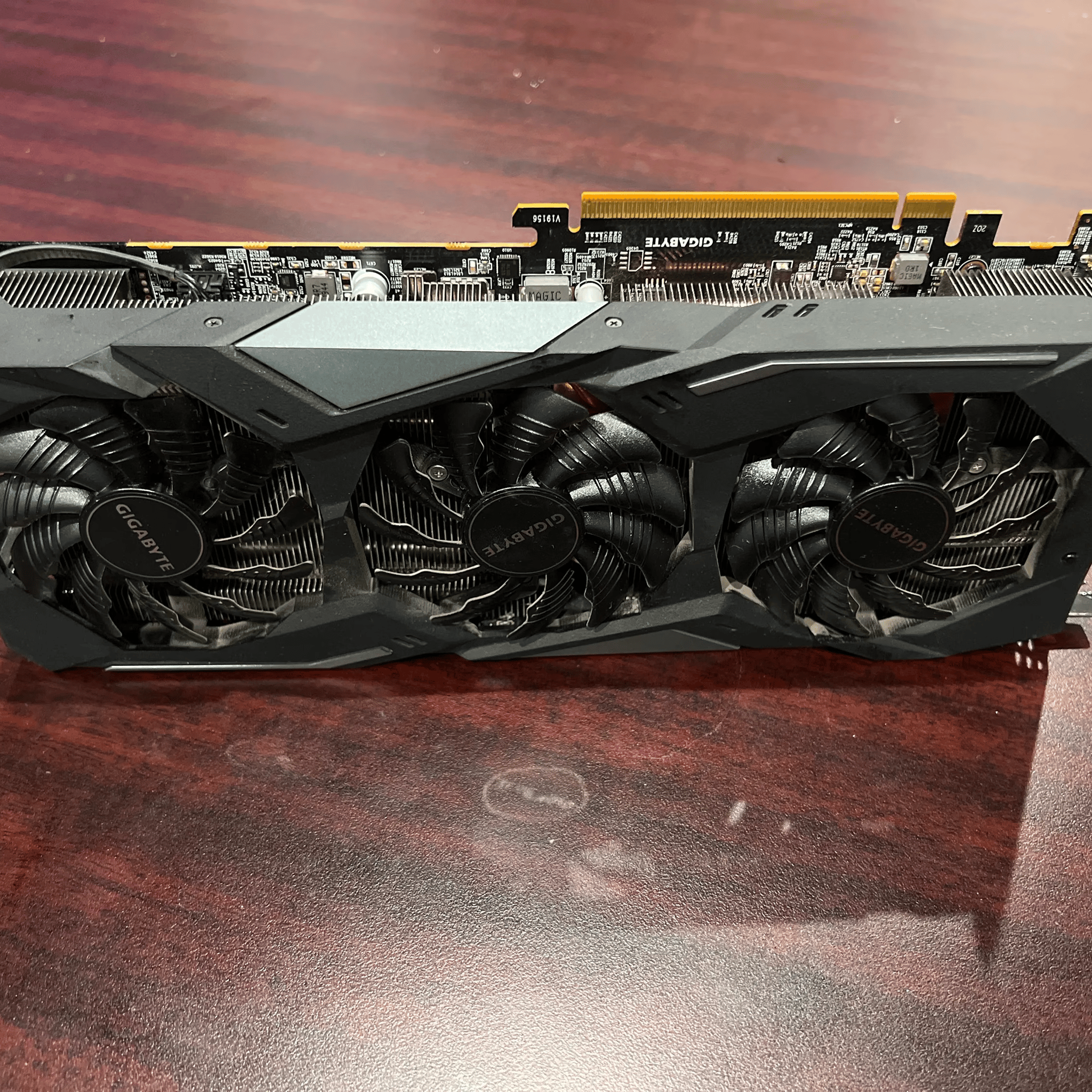 Gigabyte Radeon RX 5700 XT 8 GB GAMING OC Video Card