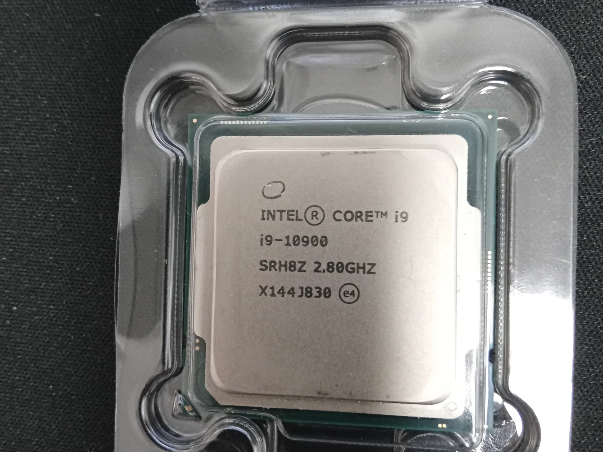 Intel Core i9 10900 CPU