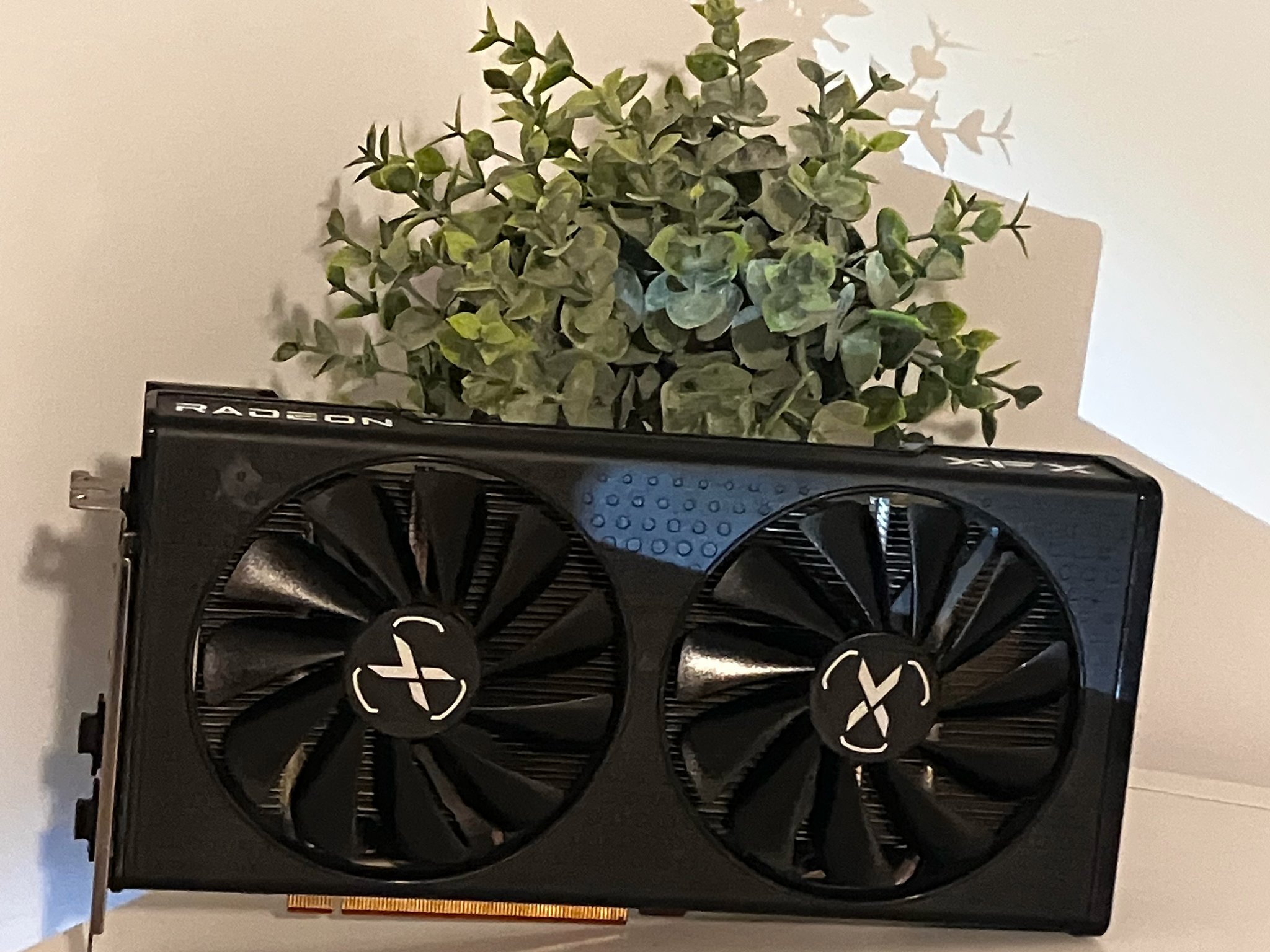XFX Speedster SWFT 210 Radeon RX 6600