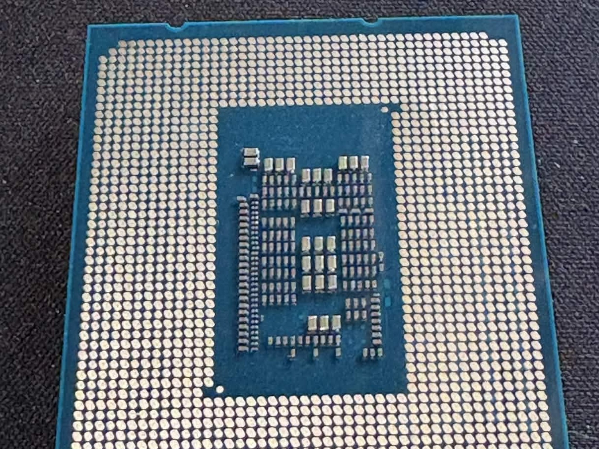 Intel Core i5-12400