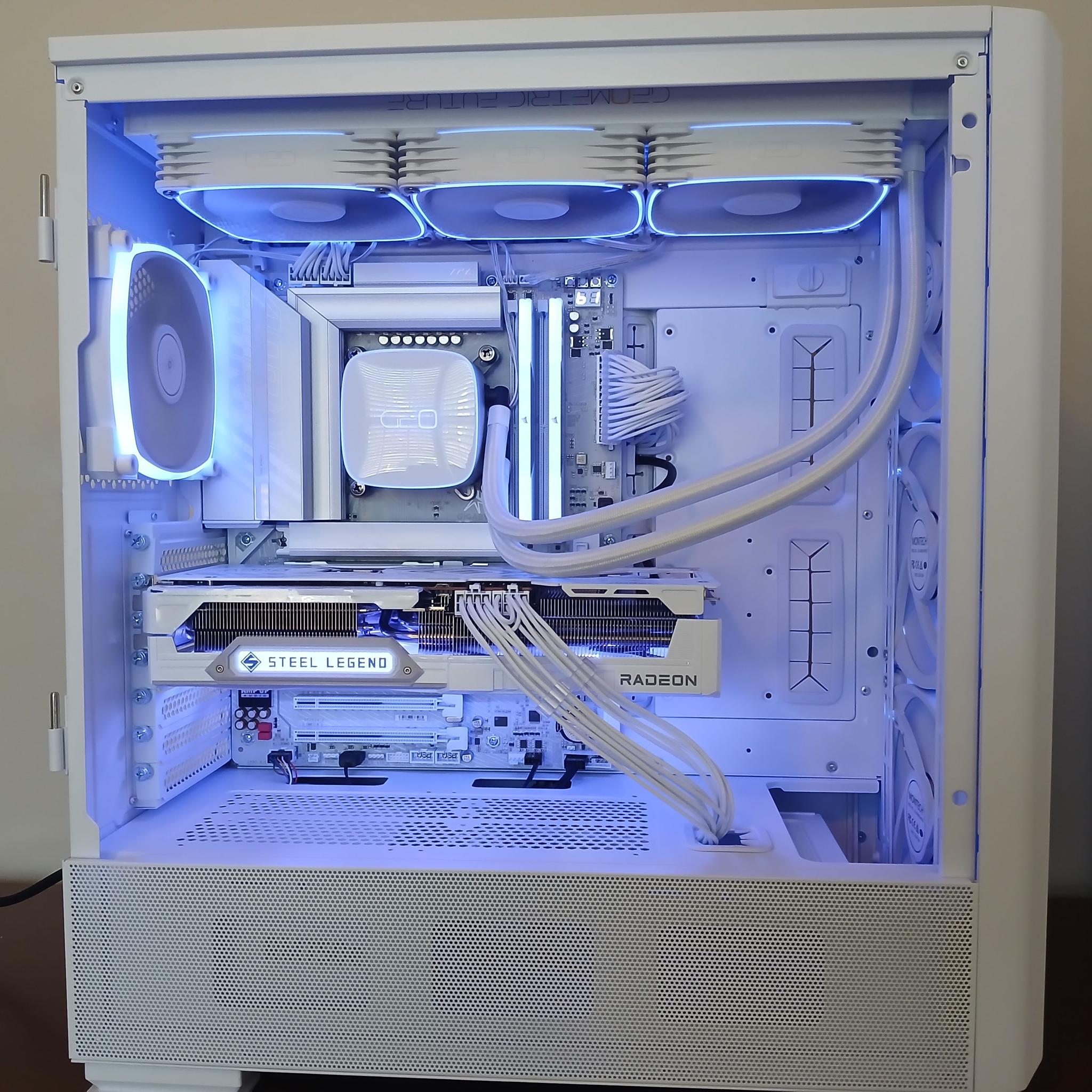 4K Frost White | RX 9070XT 16GB | Intel Core Ultra 7 265KF | 32GB RAM | 2TB SSD