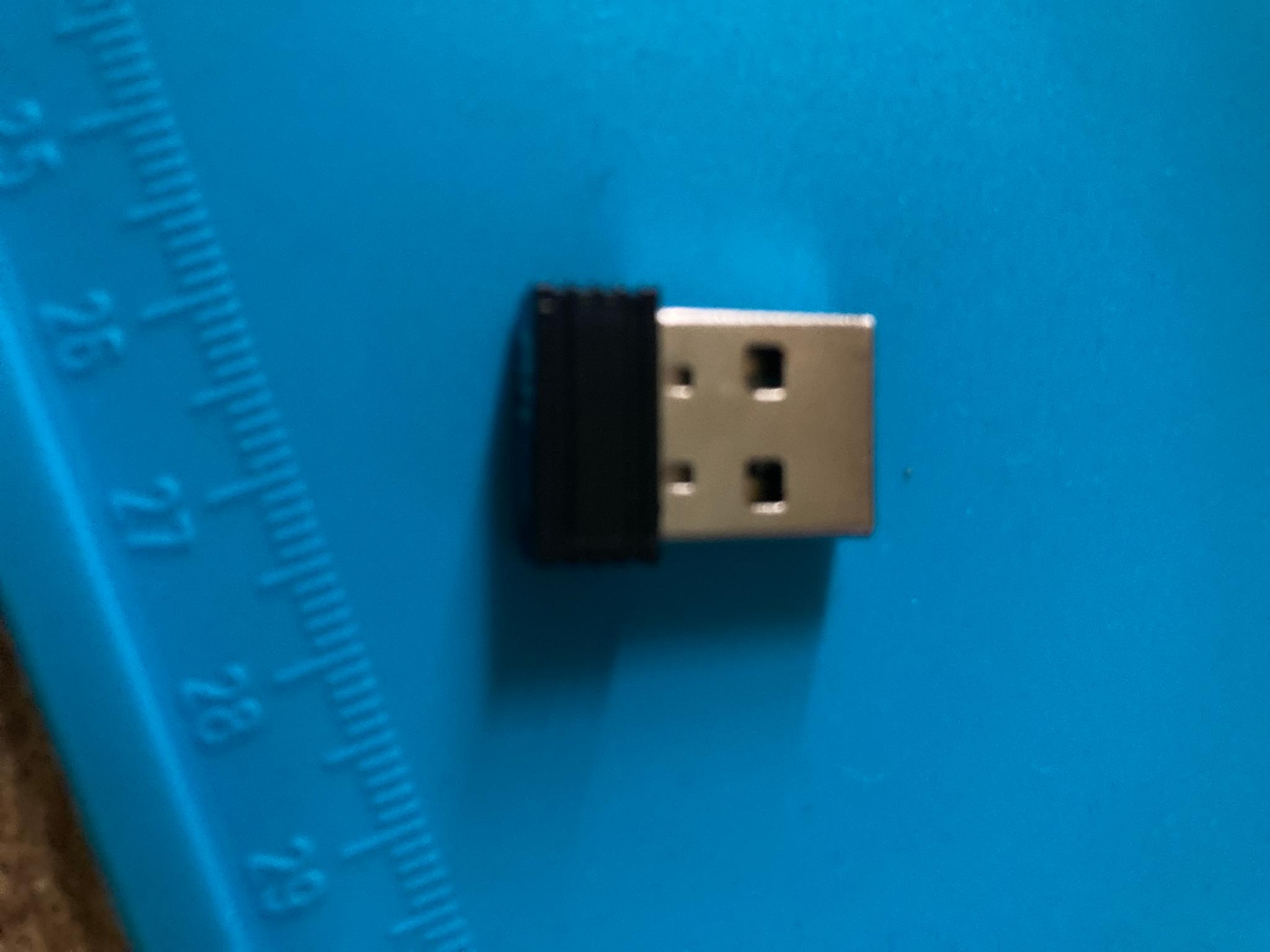 Read RK61 Black with Blue Switches and Dongle