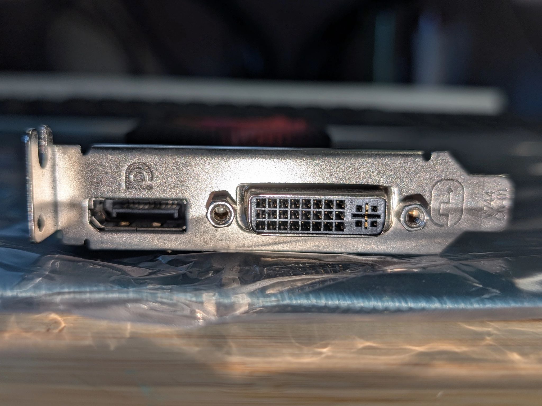 Small Form Factor AMD Radeon R5 340x