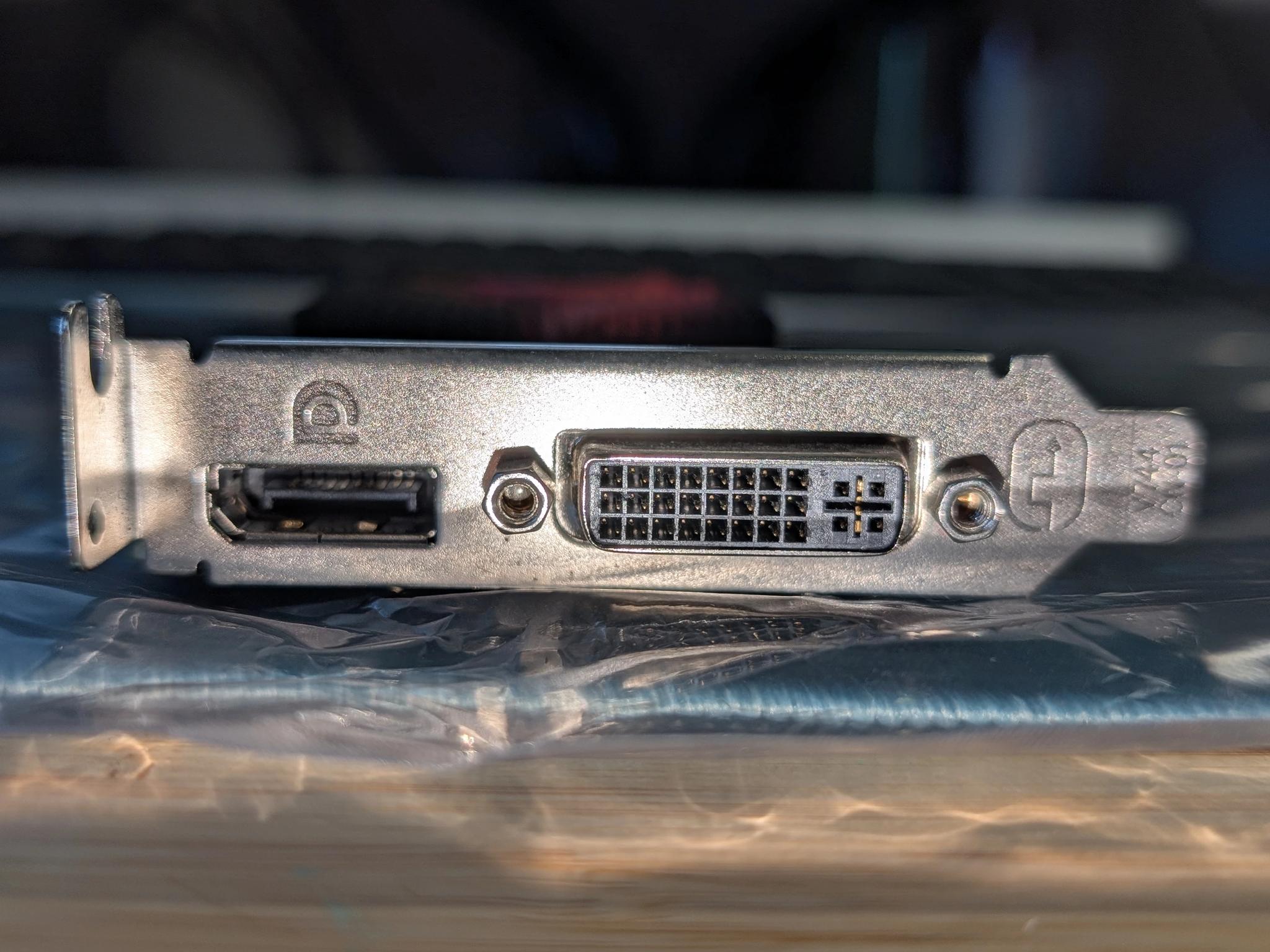 Small Form Factor AMD Radeon R5 340x
