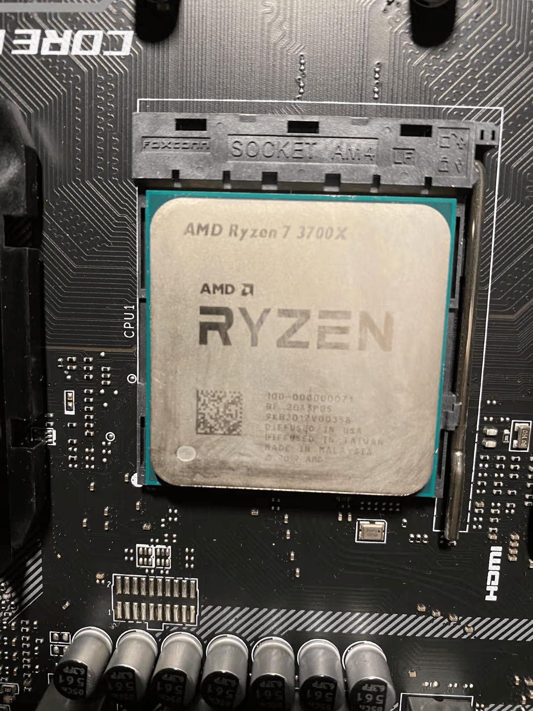 Ryzen 7 3700x and B450 Tomahawk Combo