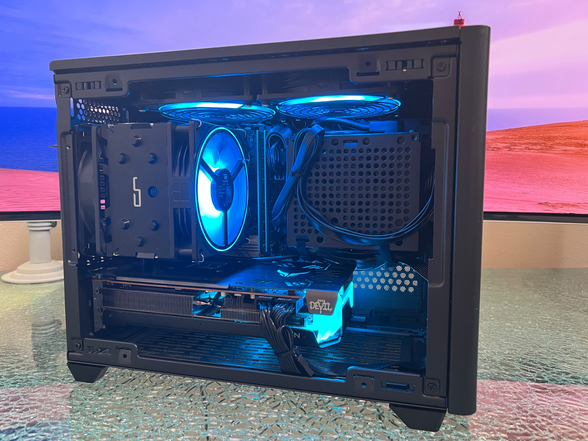 Solid Mini-ITX Gaming PC | Ryzen 7 3800x | RX 6600XT | 32 GB RAM | 1 TB NVME M.2 SSD