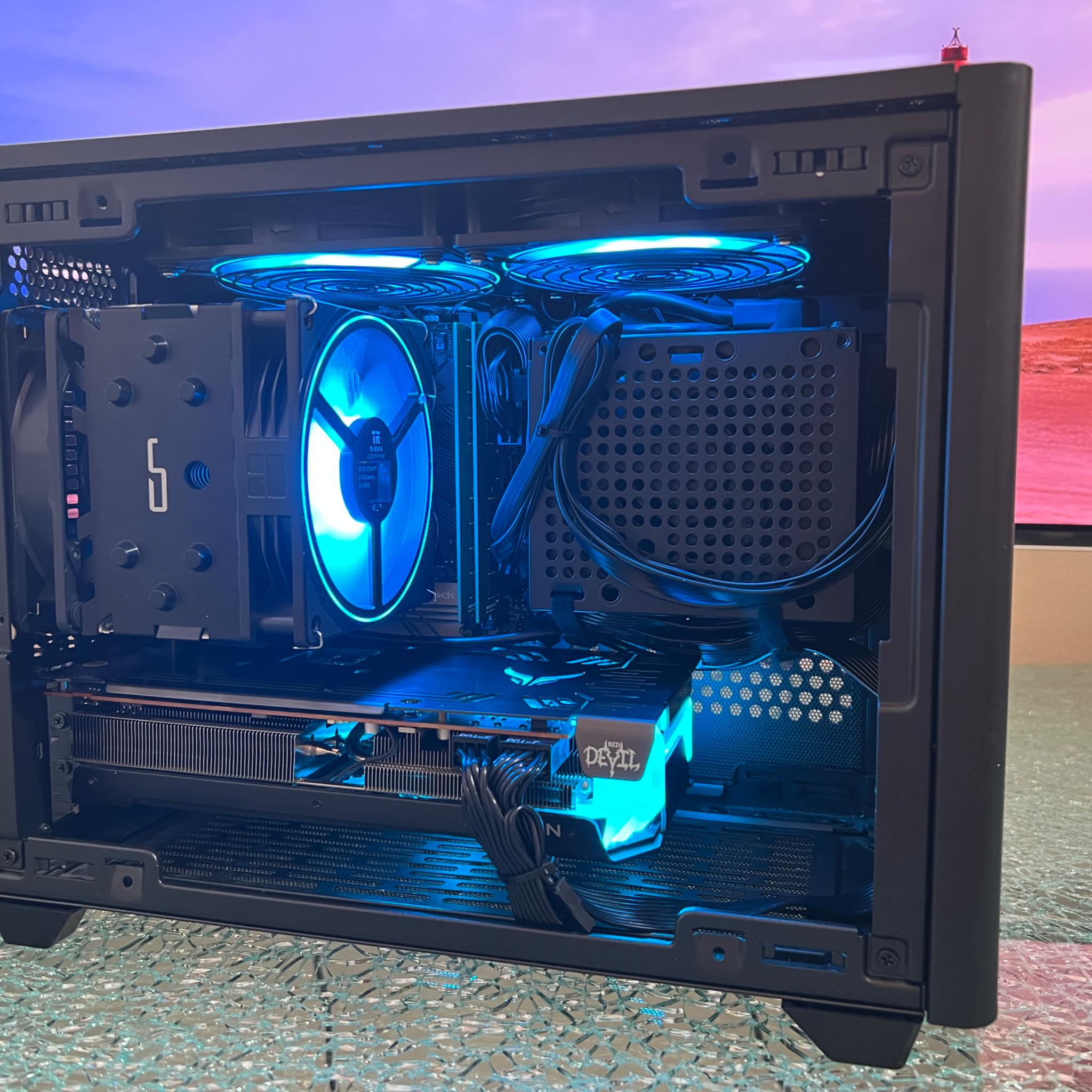 Solid Mini-ITX Gaming PC | Ryzen 7 3800x | RX 6600XT | 32 GB RAM | 1 TB NVME M.2 SSD