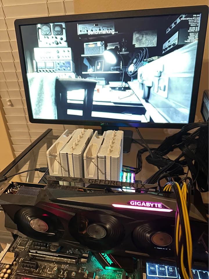 Gigabyte RTX 3080 10 GB Gaming OC with original box