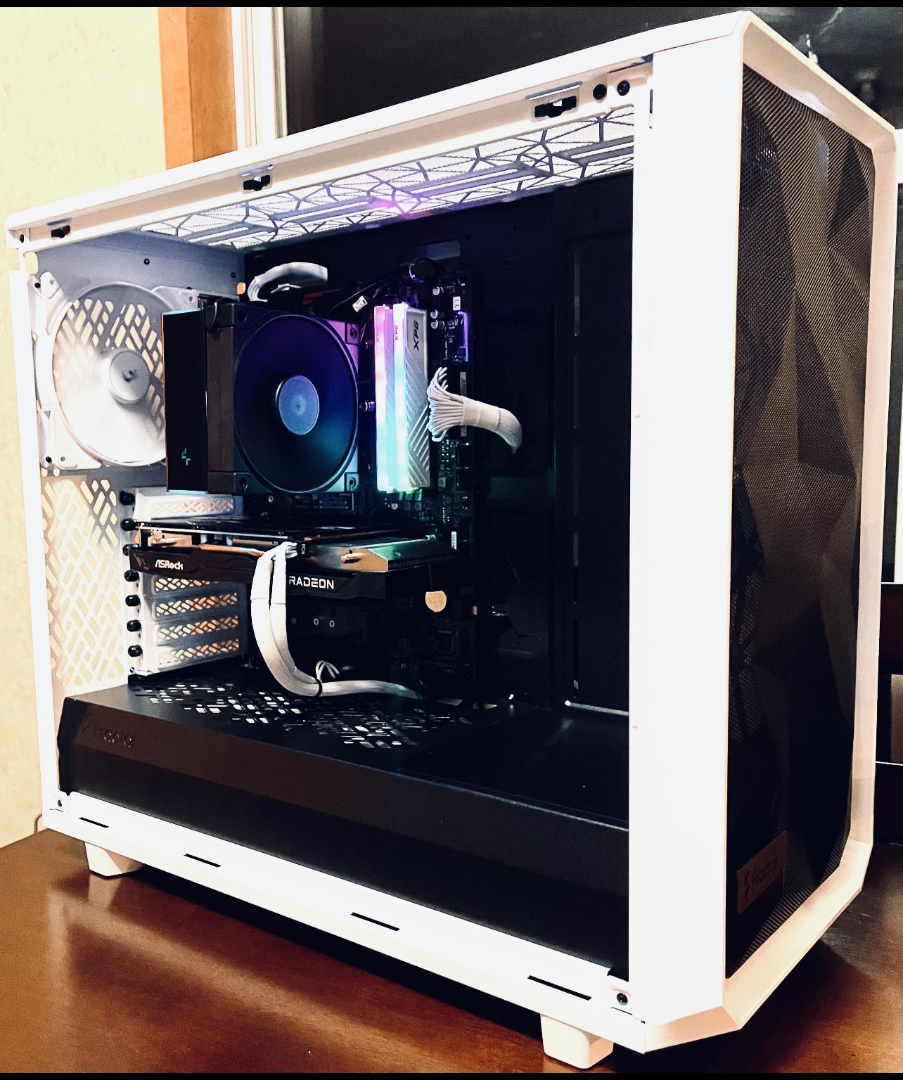 *DISCOUNT* RX 7600, RYZEN 5 3600, AK400 DIGITAL, 16 GB RAM