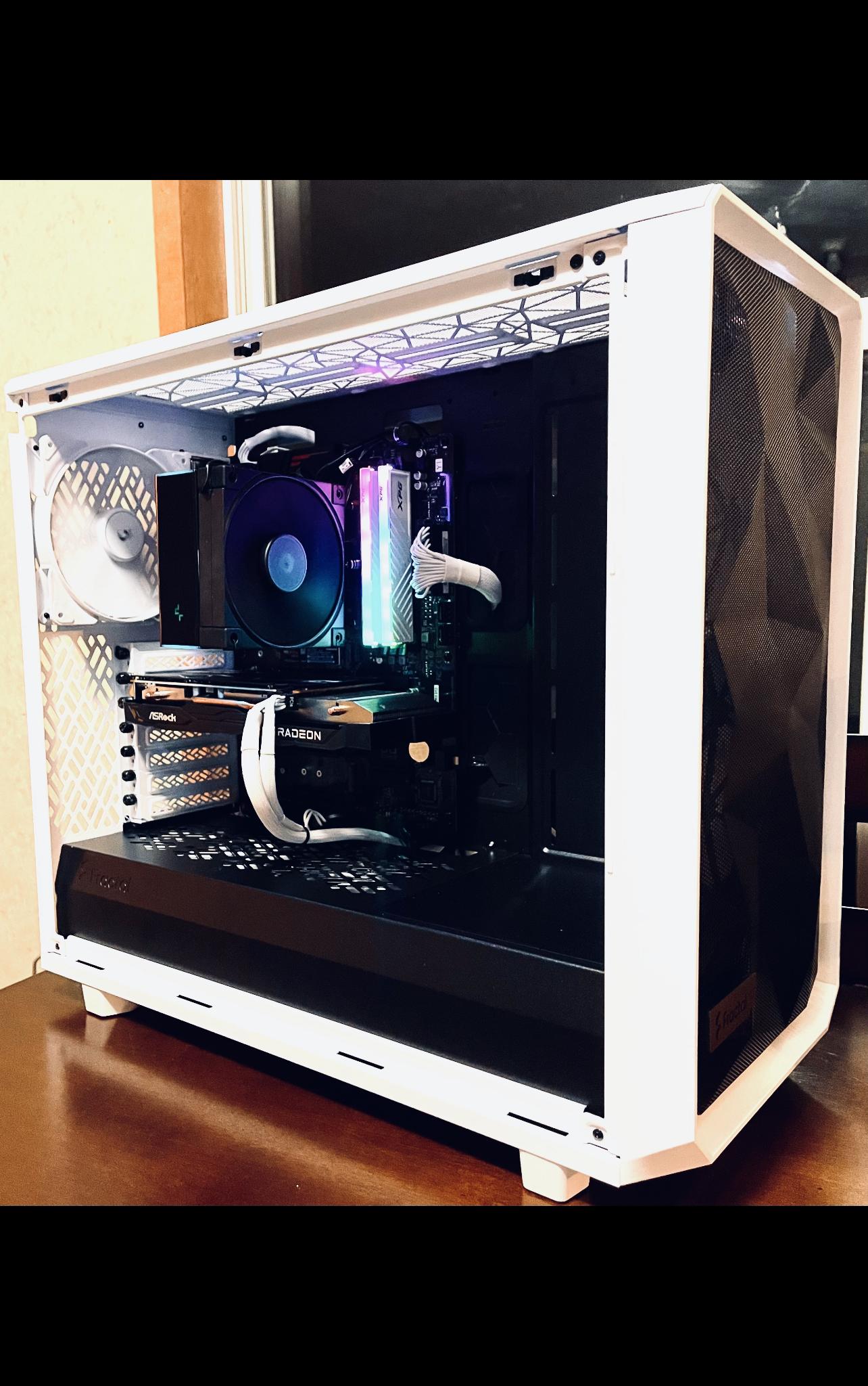 *DISCOUNT* RX 7600, RYZEN 5 3600, AK400 DIGITAL, 16 GB RAM