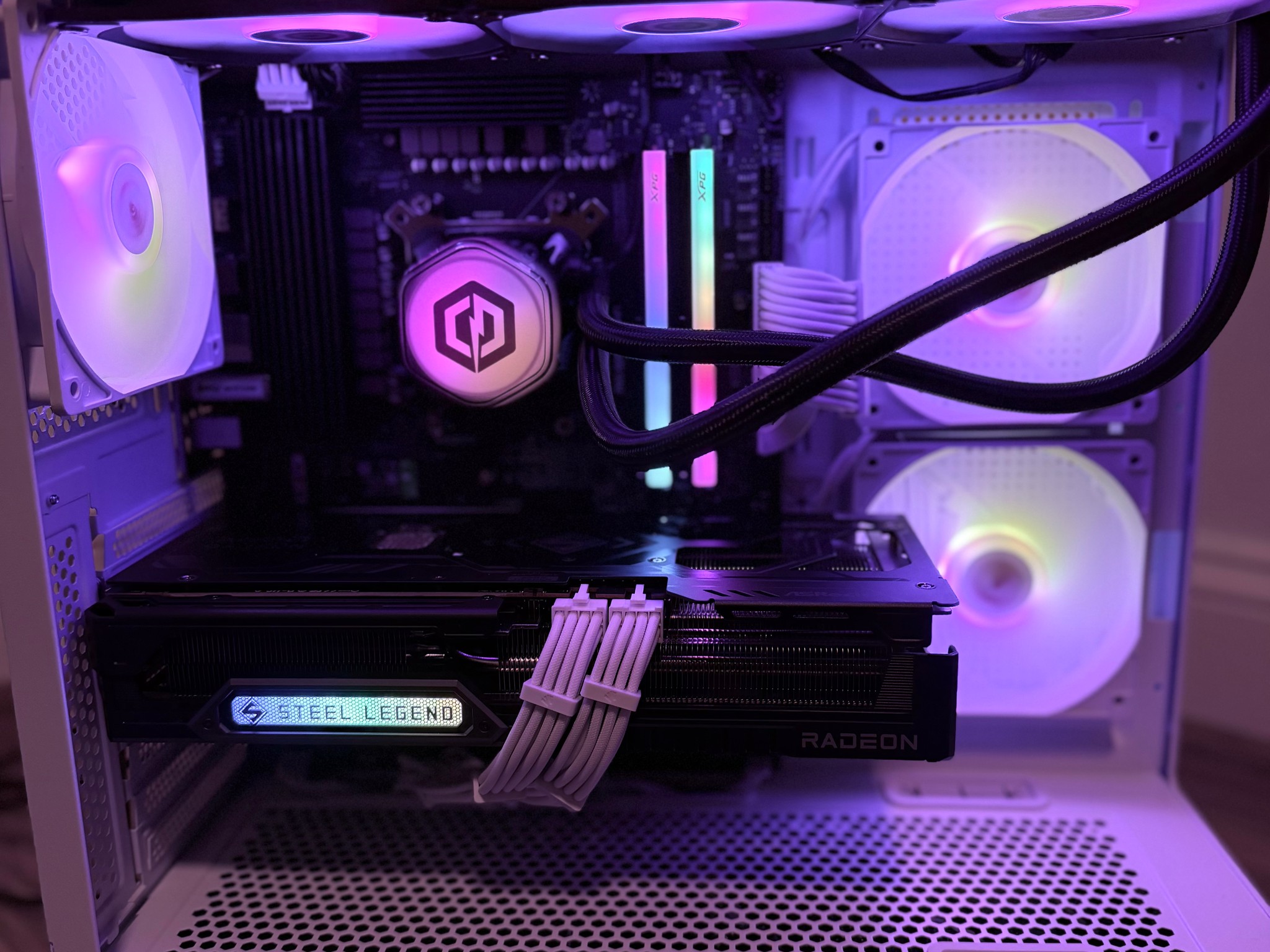❄️"Artic Pulse"❄️| 1440p/4k Gaming | 9070 XT 16gb| R7 7800x3D | 32GB DDR5 | 2tb SSD | WiFi