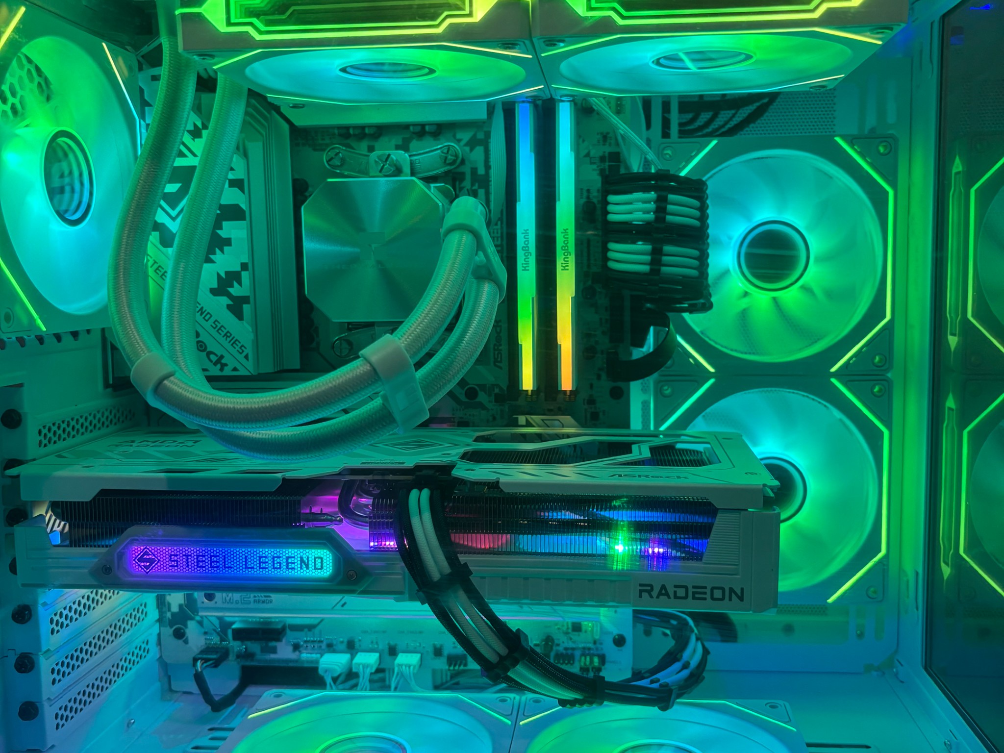 Gaming PC Ryzen 5 7600 RX 9060 XT 16GB 32GB DDR5