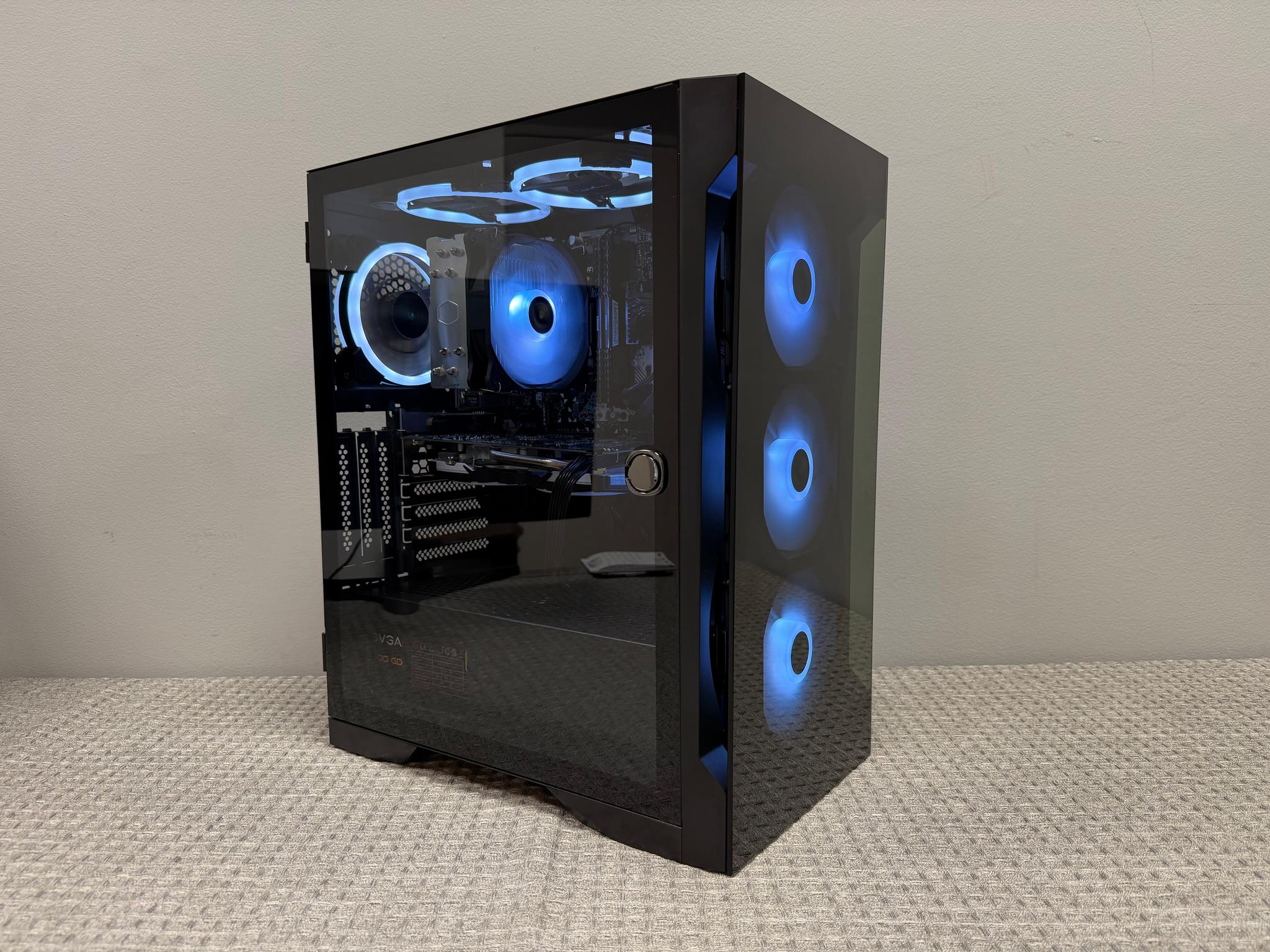 16 GB DDR4 • Ryzen 5 3600 • MSI Radeon RX570 OC 4GB • Custom Gaming PC