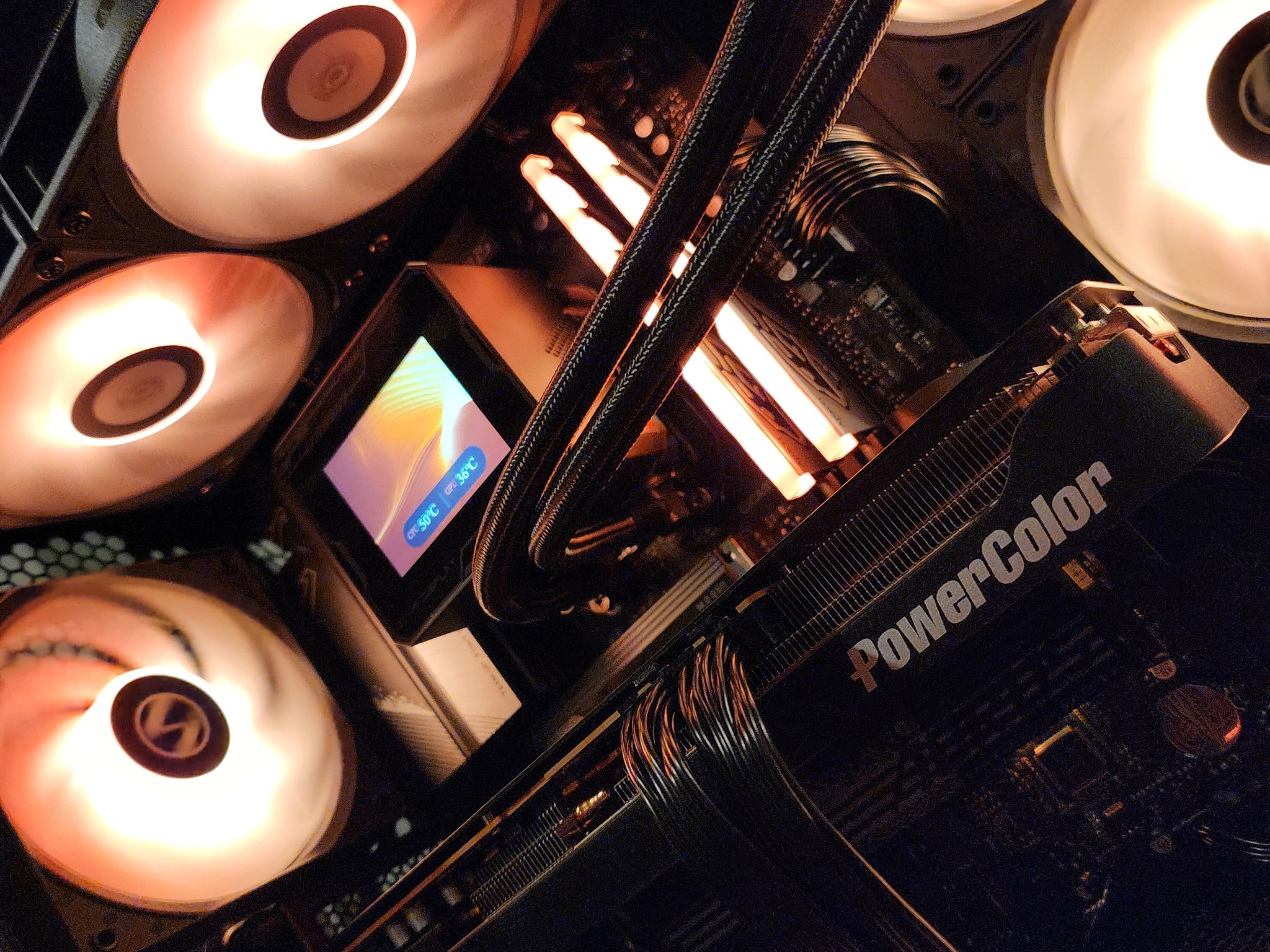RX 9070 XT / Ryzen 9 9900X / 32GB DDR5 RAM / 1TB NVMe