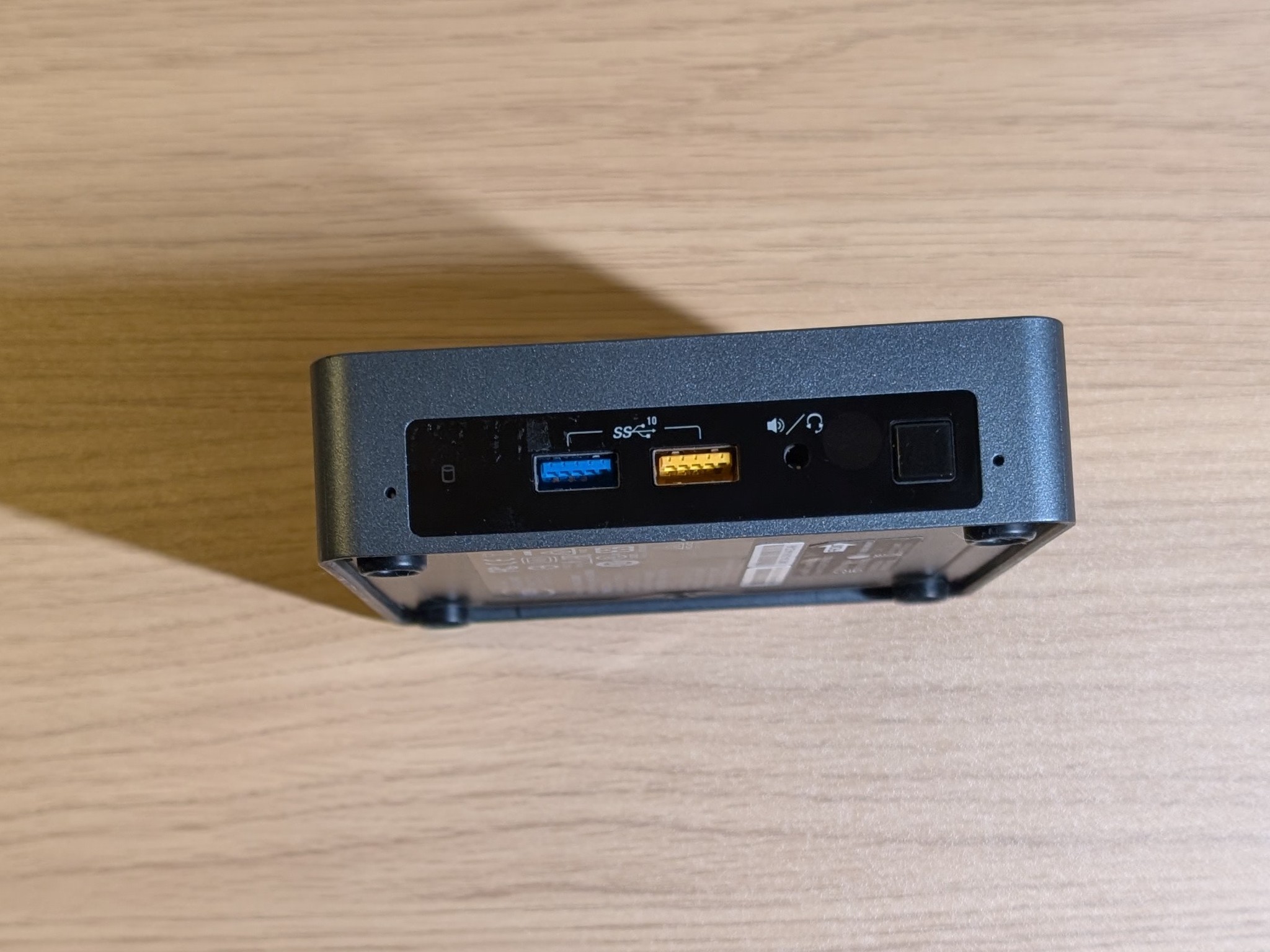 Refurbished NUC running SteamOS like Bazzite