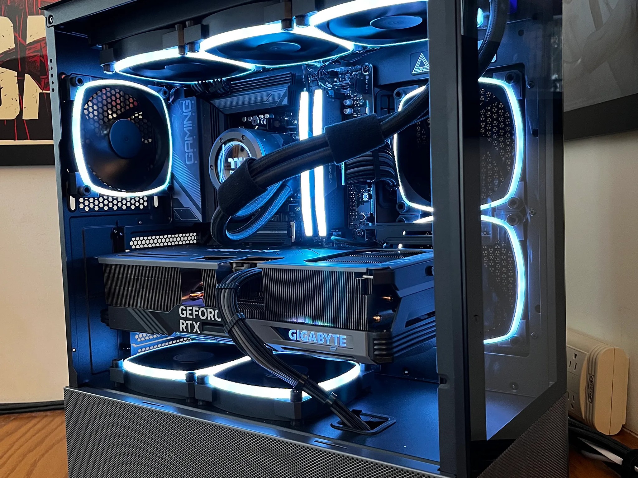 Monolith - RTX 4080 SUPER | Ryzen 7 7800X3D | 32GB DDR5 @ 6000MT/sec | 4TB storage | 1050W PSU