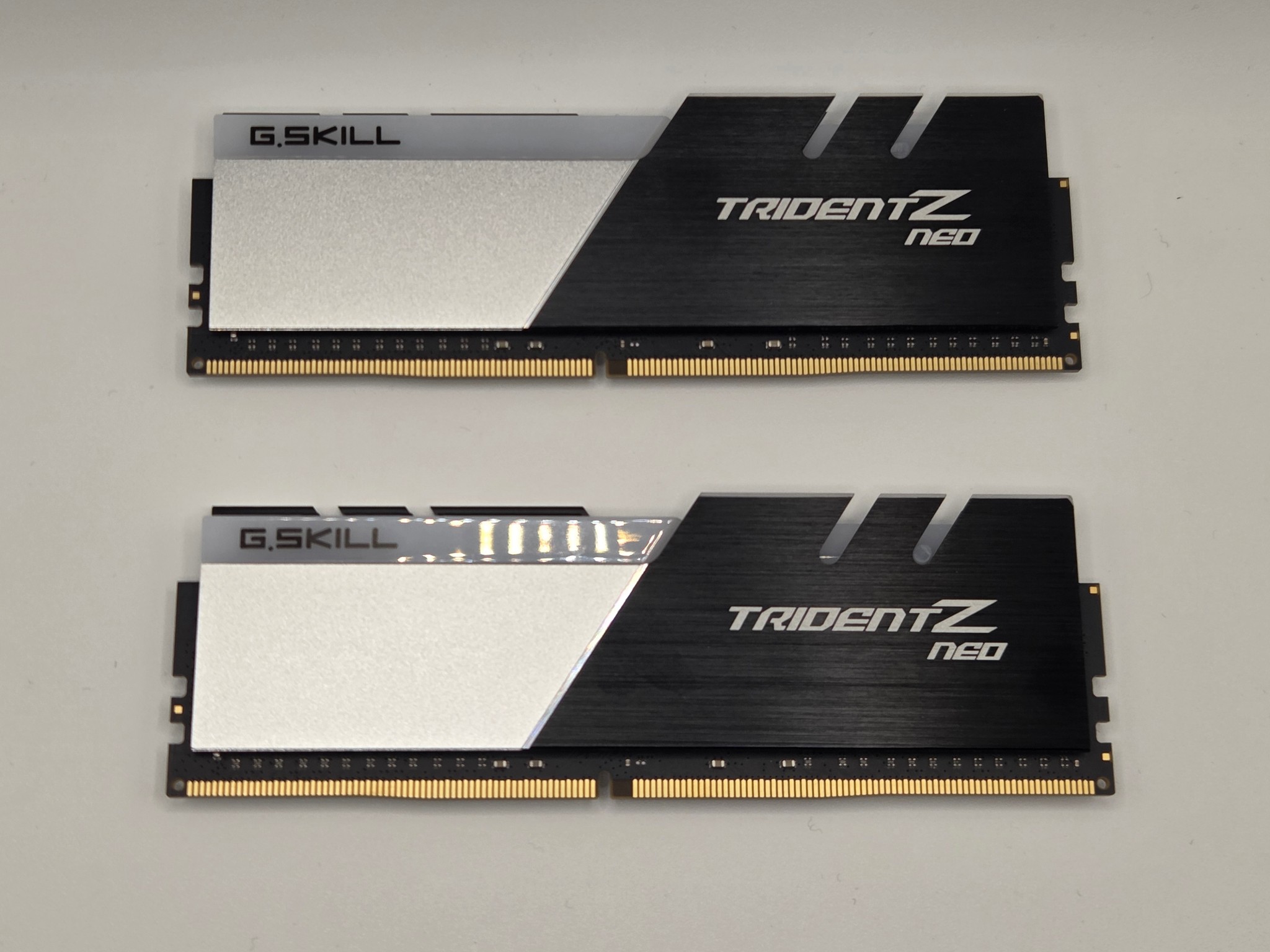 G.Skill TridentZ CL18 DDR4-3600 64gb (32GBx2)