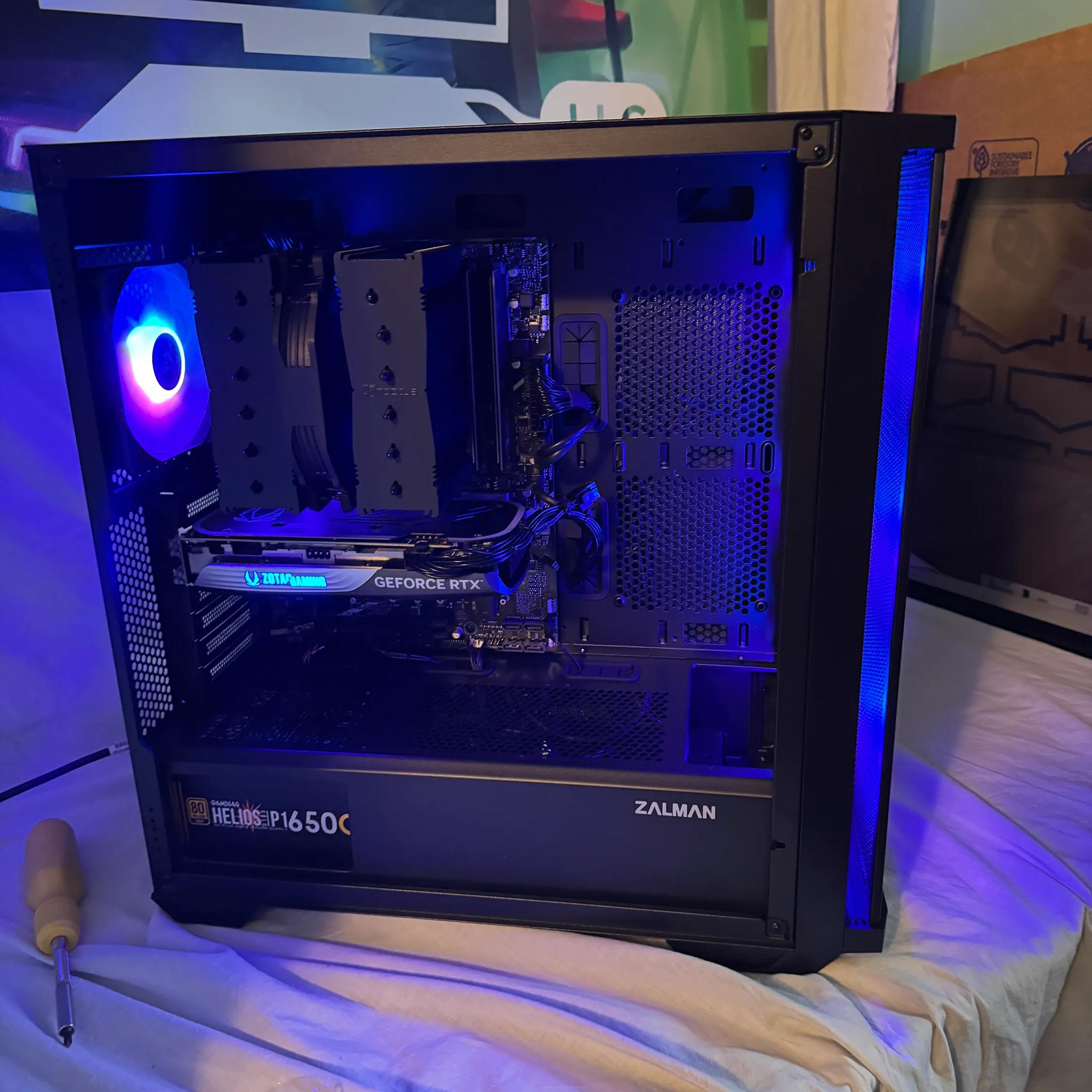 RTX 4070 Intel Core i9 12900k 32GB DDR5 1TB SSD Gaming PC