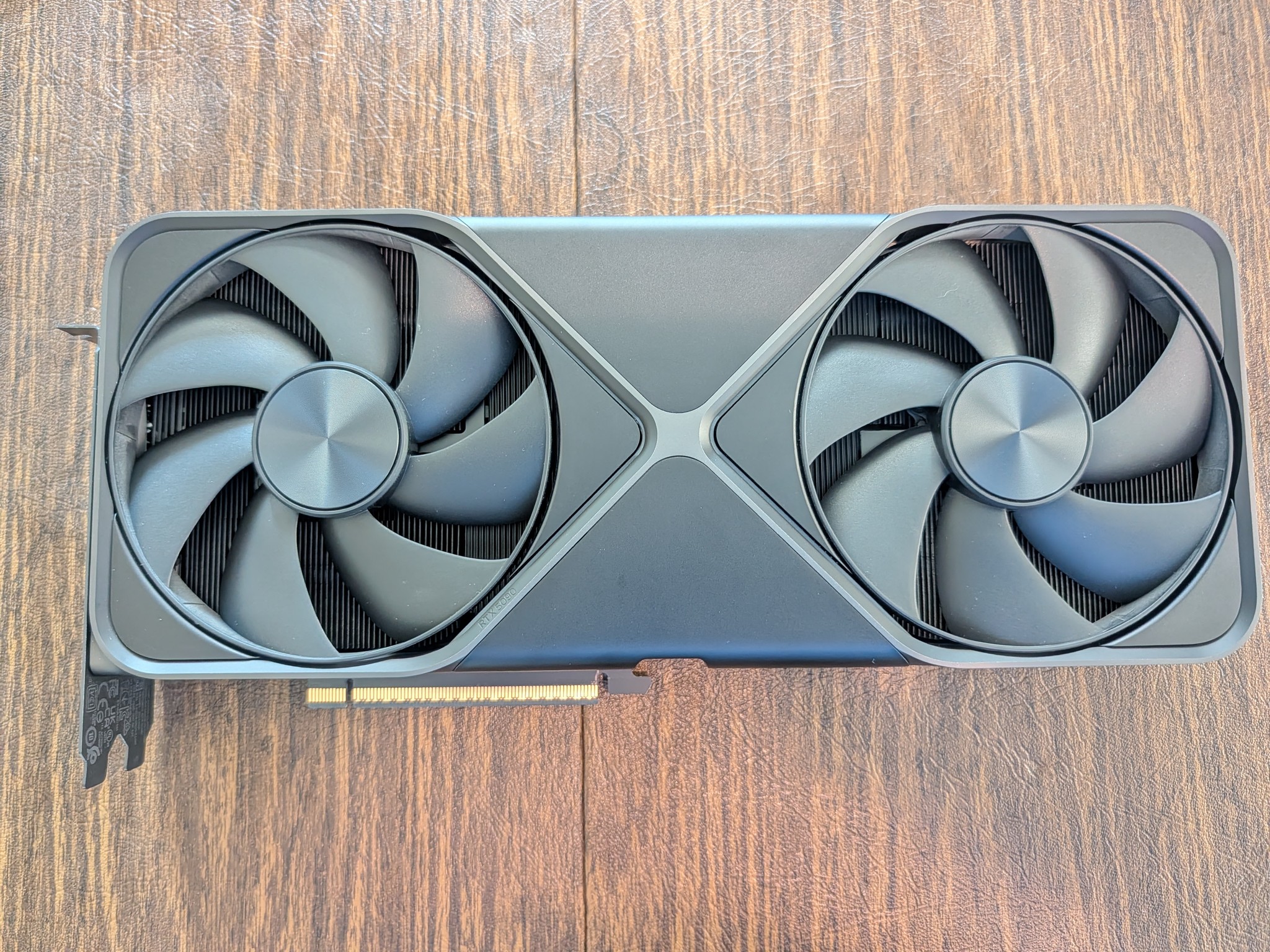 NVIDIA GeForce RTX 5090 Founders Edition 32GB GDDR7