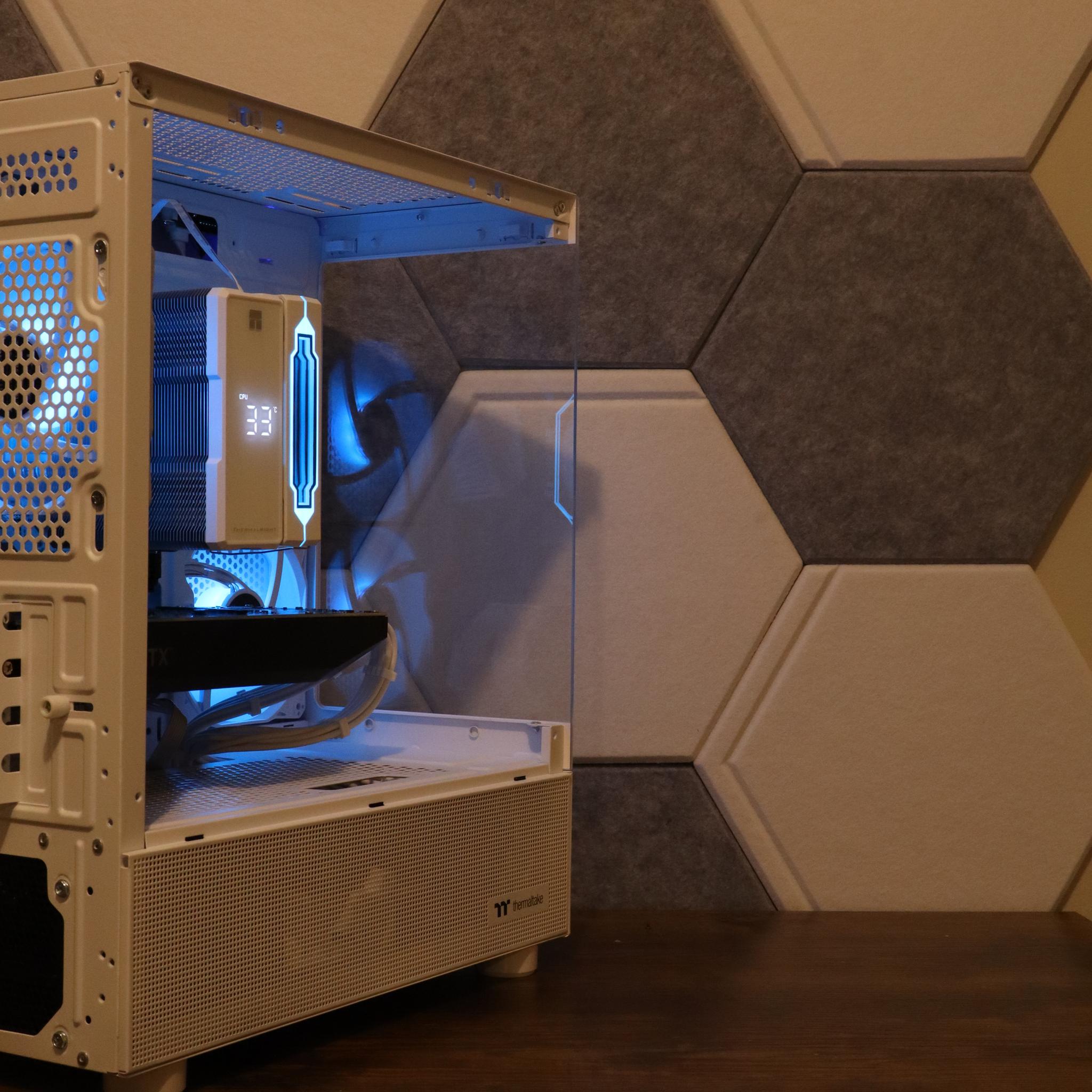Gaming PC | RTX 3070 8gb | Ryzen 5 | 16gb 3200mhz ram | 1 TB storage | Windows 11 Wifi & Bluetooth