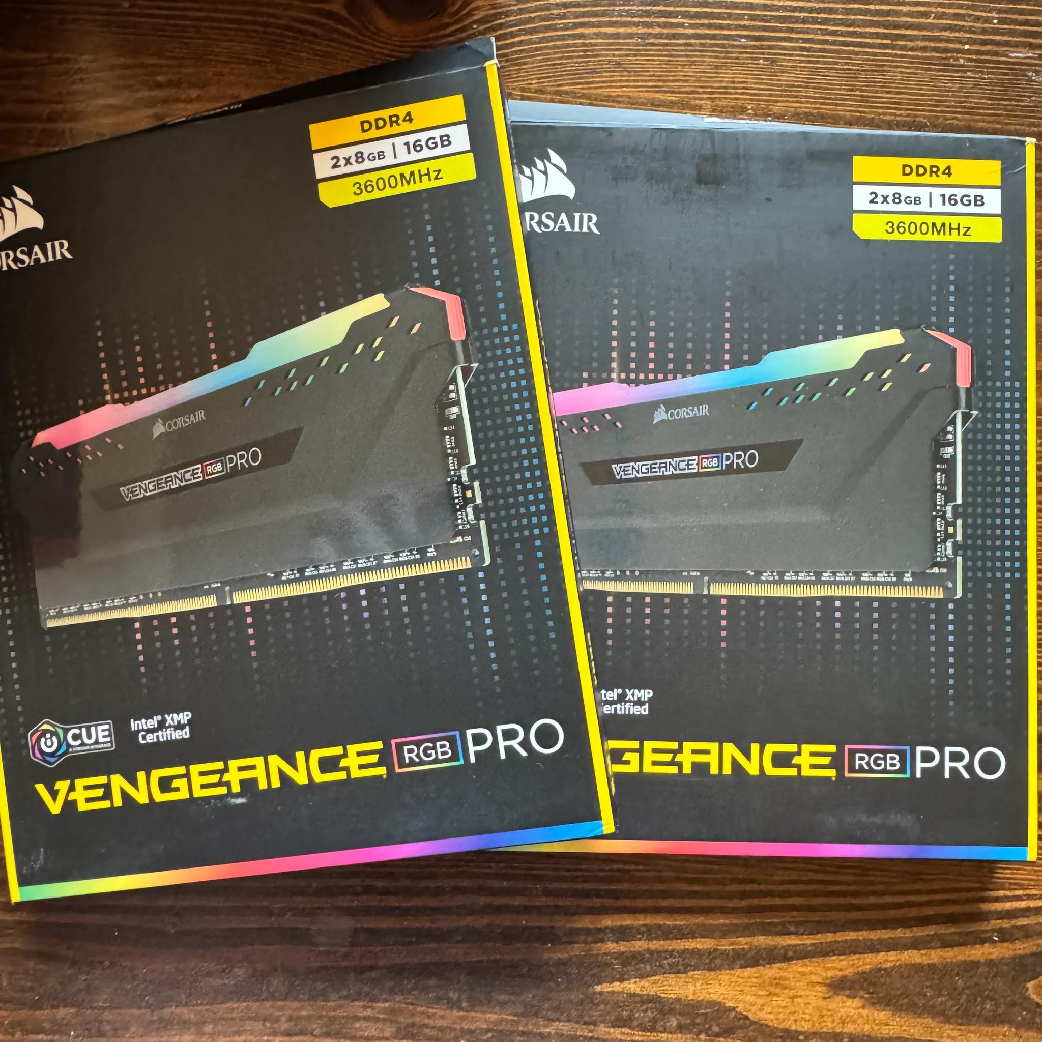 ROG STRIX B550 With Ryzen 5600x and 32gb of ddr4 memory.