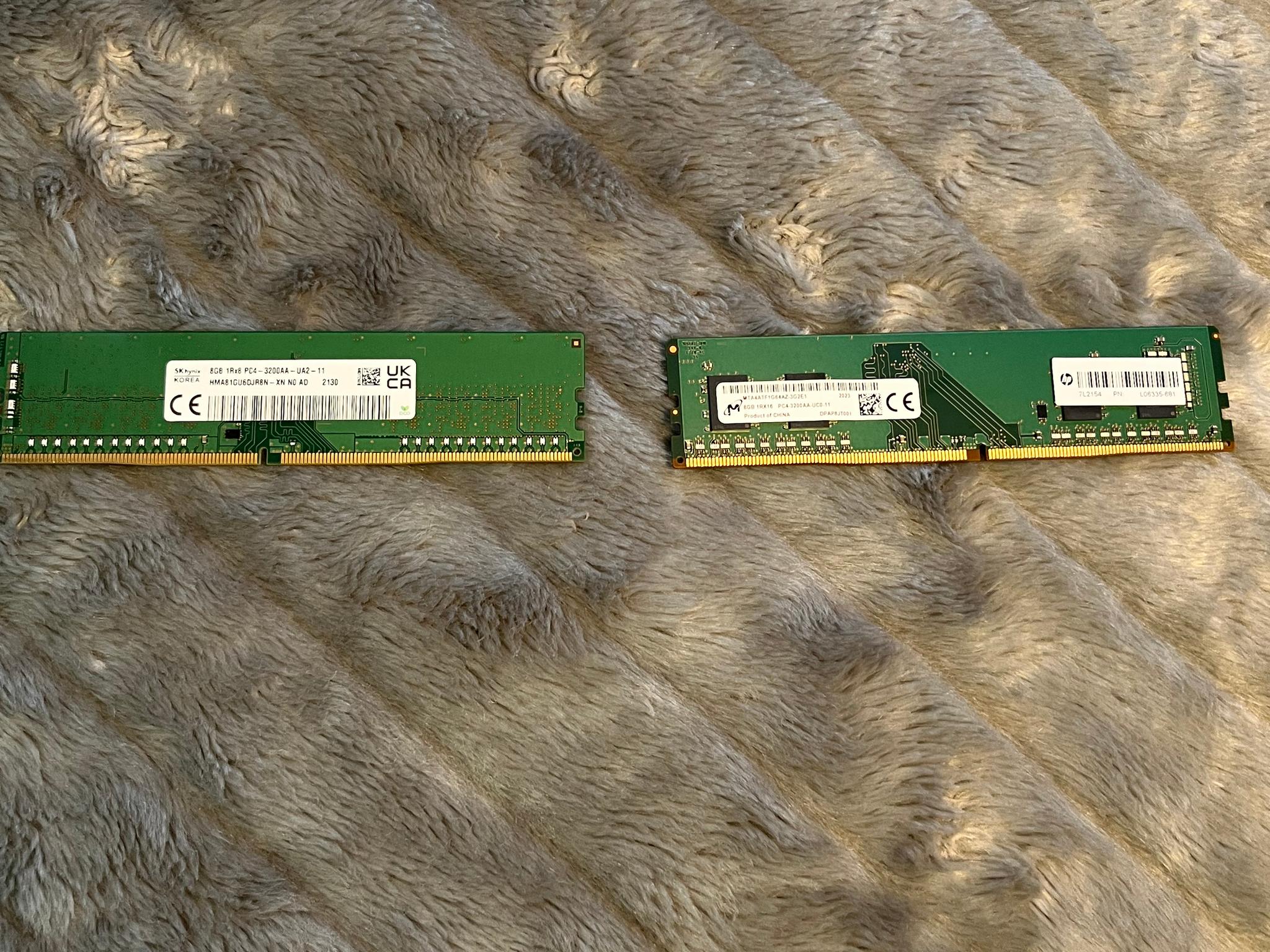 16GB (2x8GB) DDR4 3200MHz Desktop RAM – SK hynix + Micron