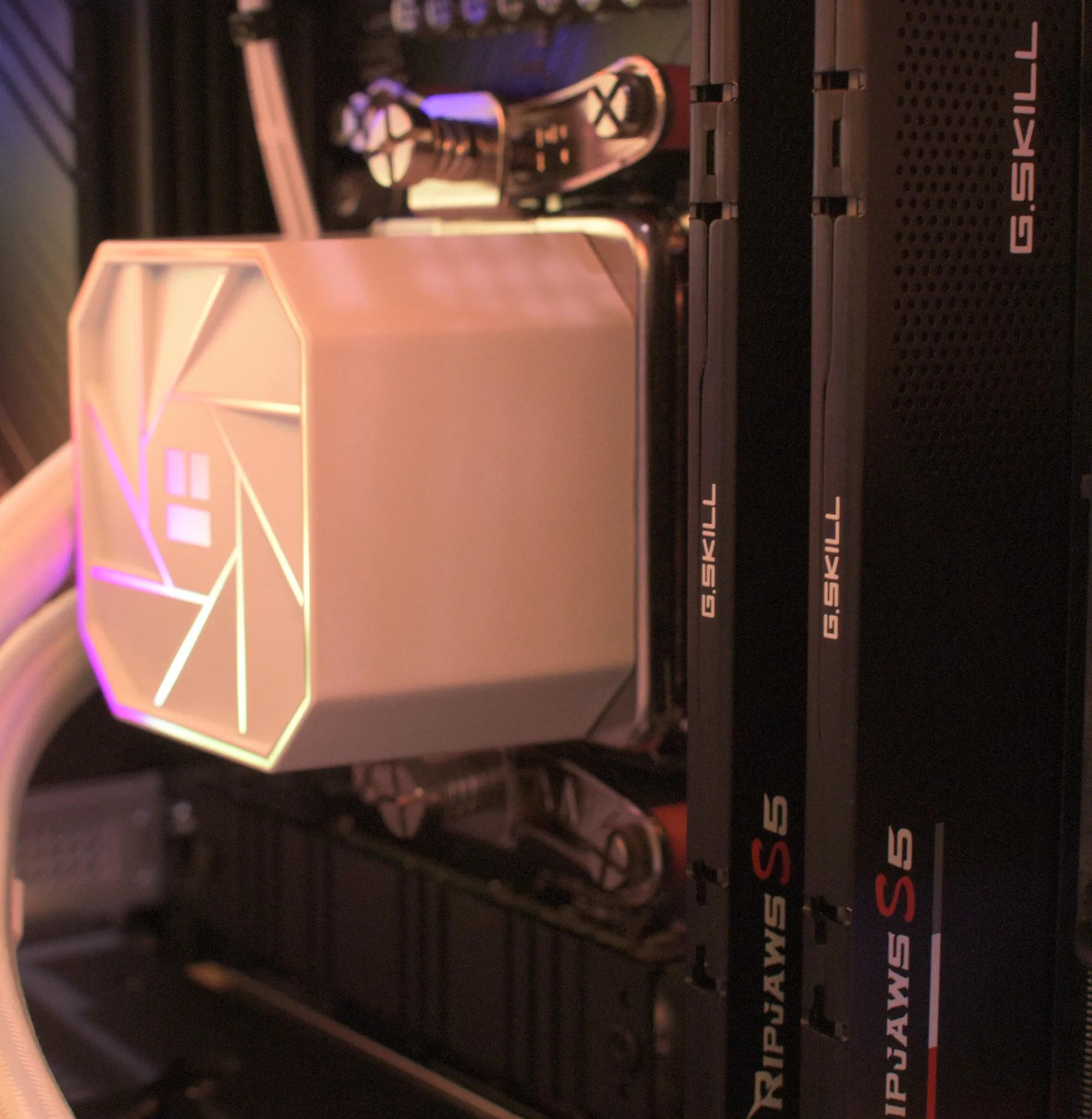 Gaming PC | Ryzen 7 7700 | RTX 3080 10GB | 32GB DDR5 | 1TB nVME SSD | 1440p White Gaming PC RGB