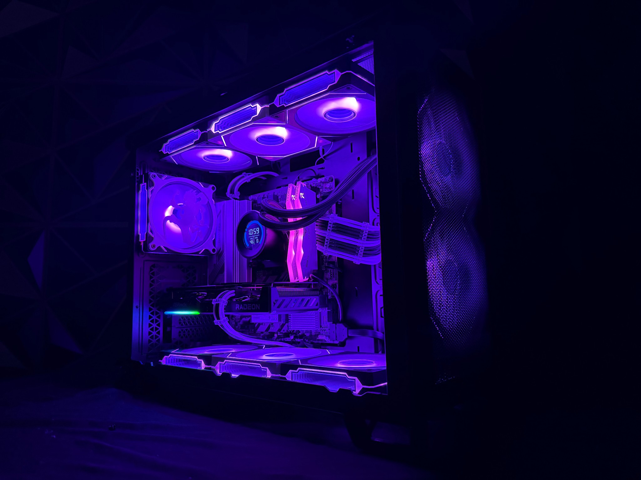 🔥🏴☠️ LUFFY GEAR 96 🏴☠️🔥Ryzen 5 9600X| RX 9060XT 16 GB | 16 GB DDR5|1.25 TB NVMe