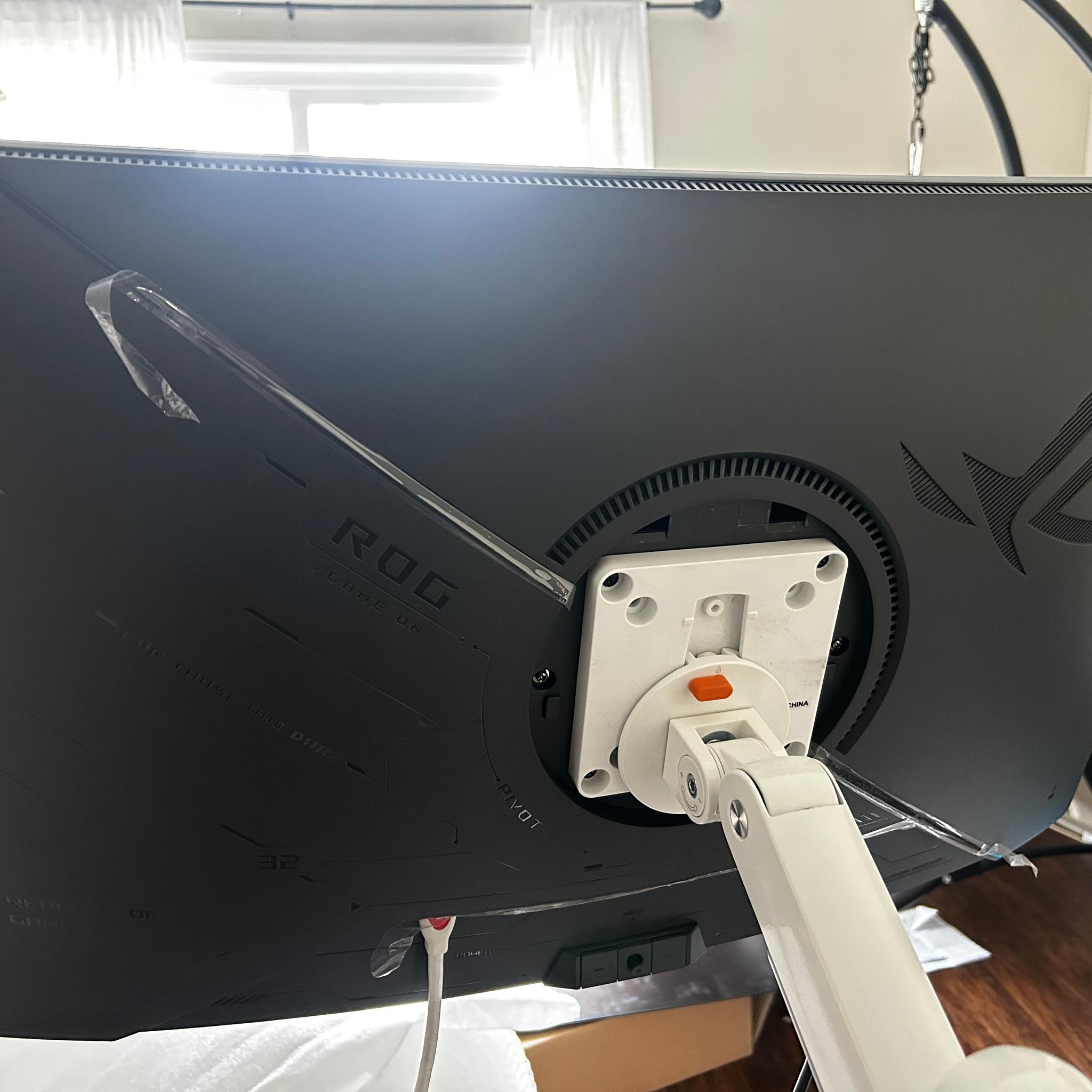 NEW ASUS ROG Strix  32" QHD (2560 x 1440) 280Hz VA Curved Gaming Monitor (XG32WCMS)