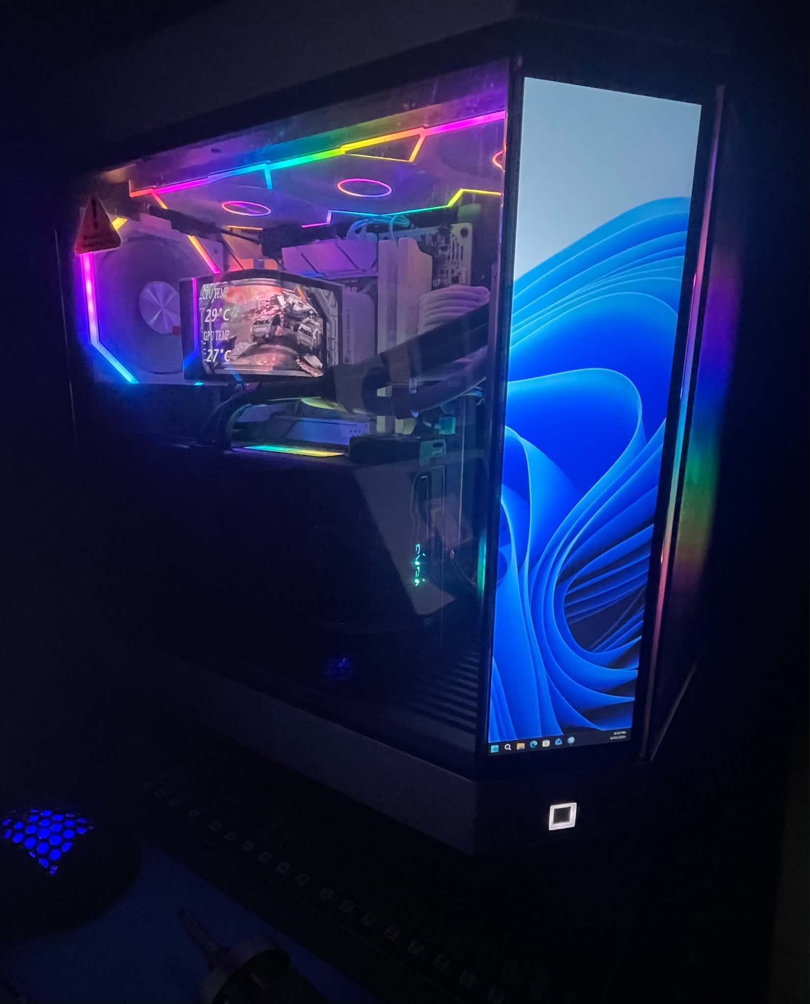 Hyte Y60 Custom Gaming intell PC Build