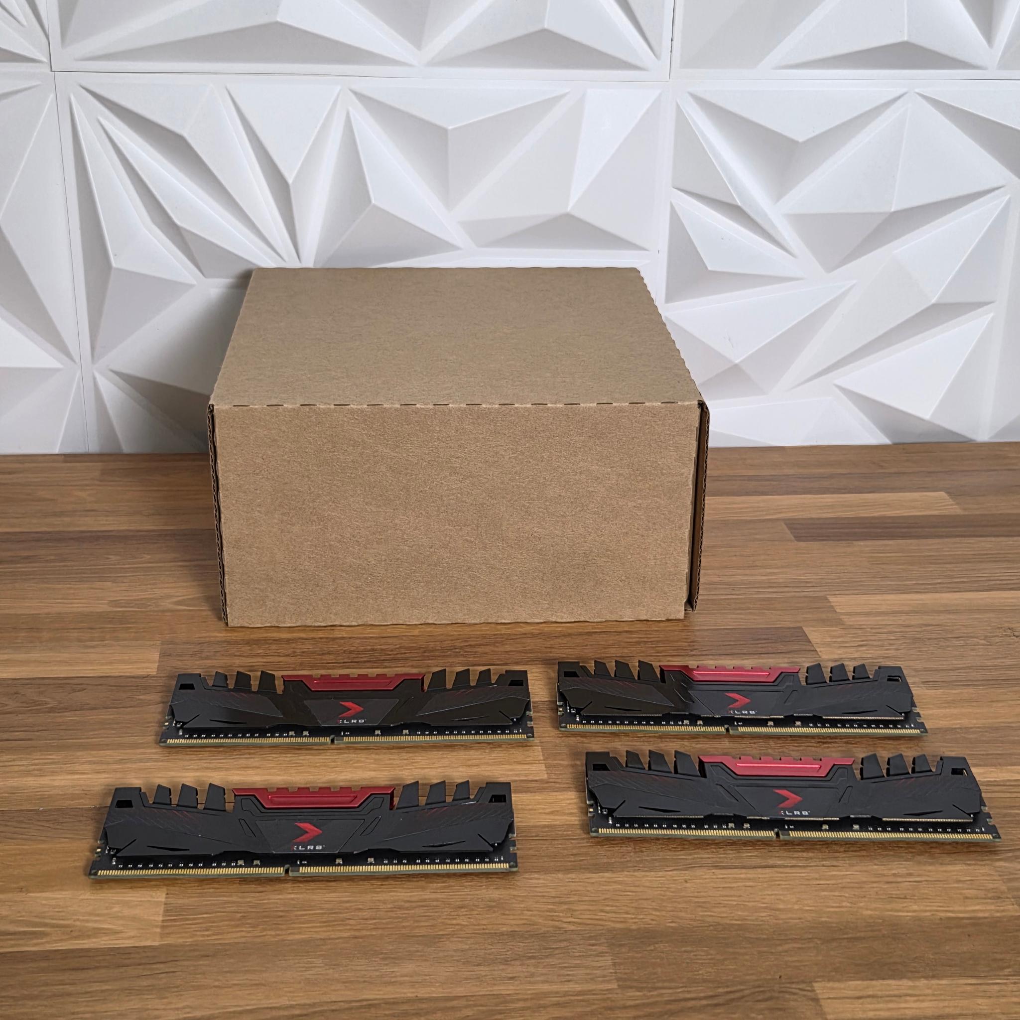 PNY XLR8 64 GB DDR4 (4x16) 3200Mhz