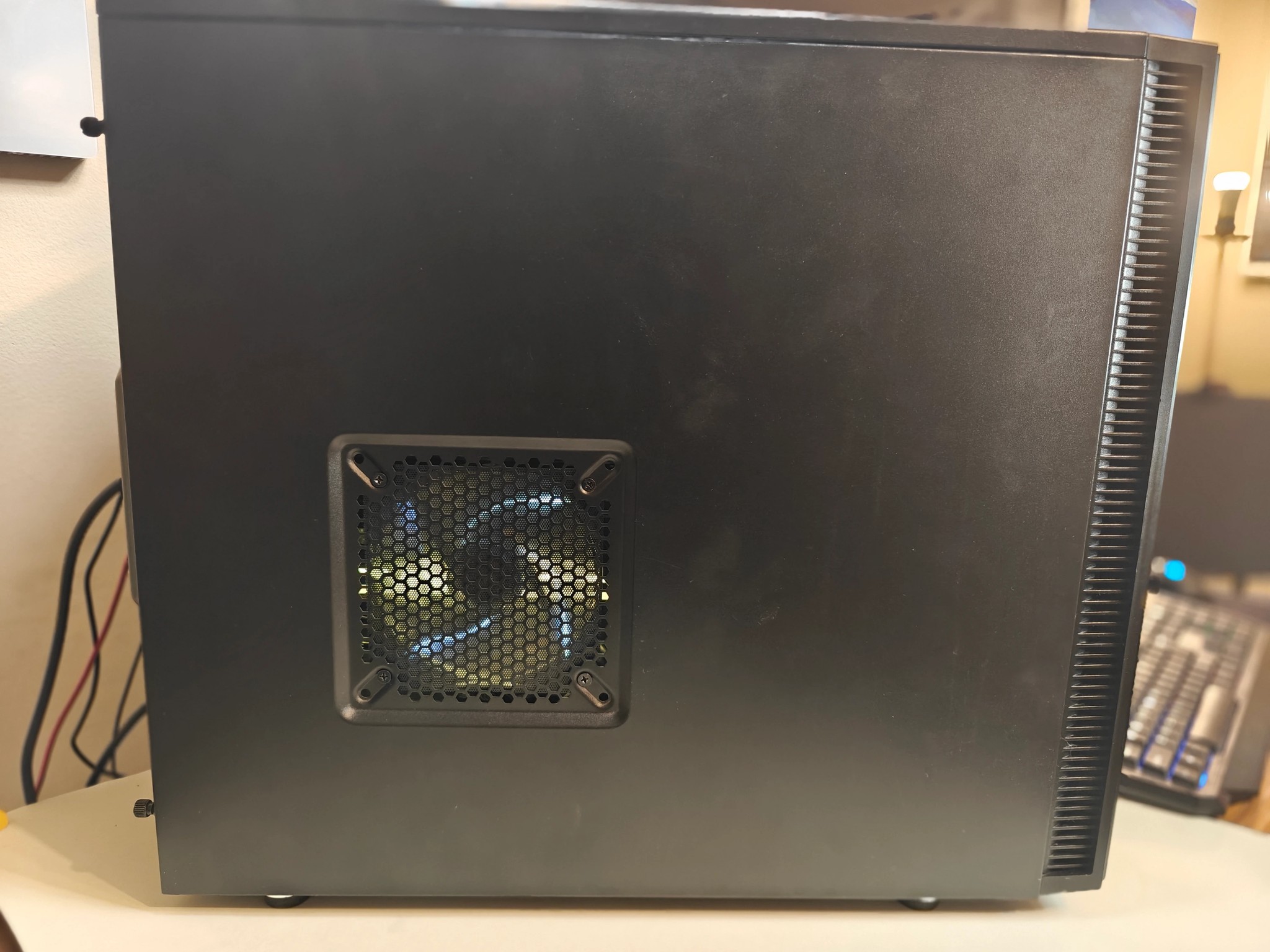 💰🖤🦾🤫 Massive 1080p Value | Ryzen 5 5500 | Radeon RX 6650 XT | Corsair VENGEANCE 32GB