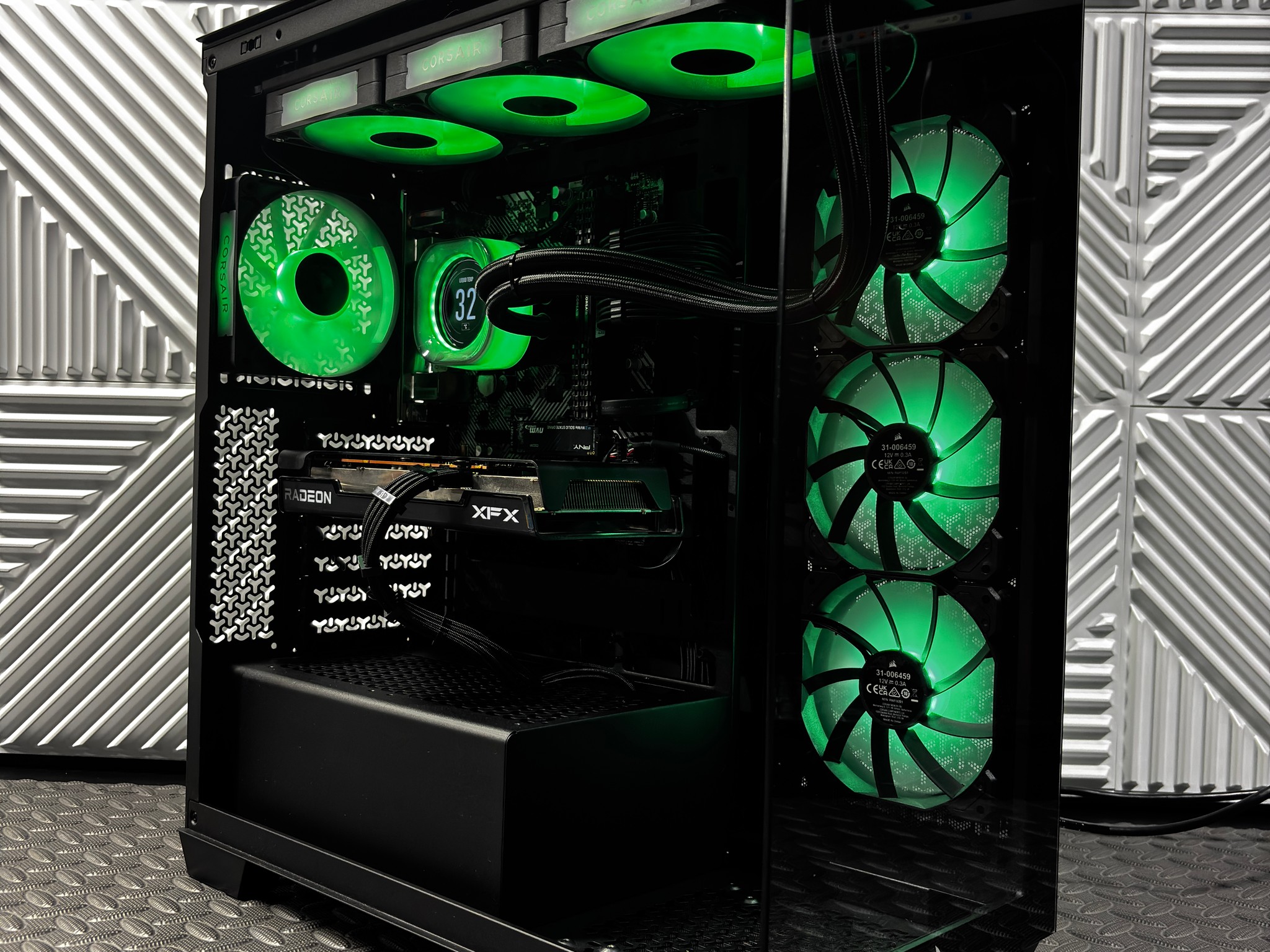 Corsair RGB Gaming PC | RX 6600 8GB | Ryzen 3 3100 | 16GB RAM | 1TB NVMe SSD | WiFi