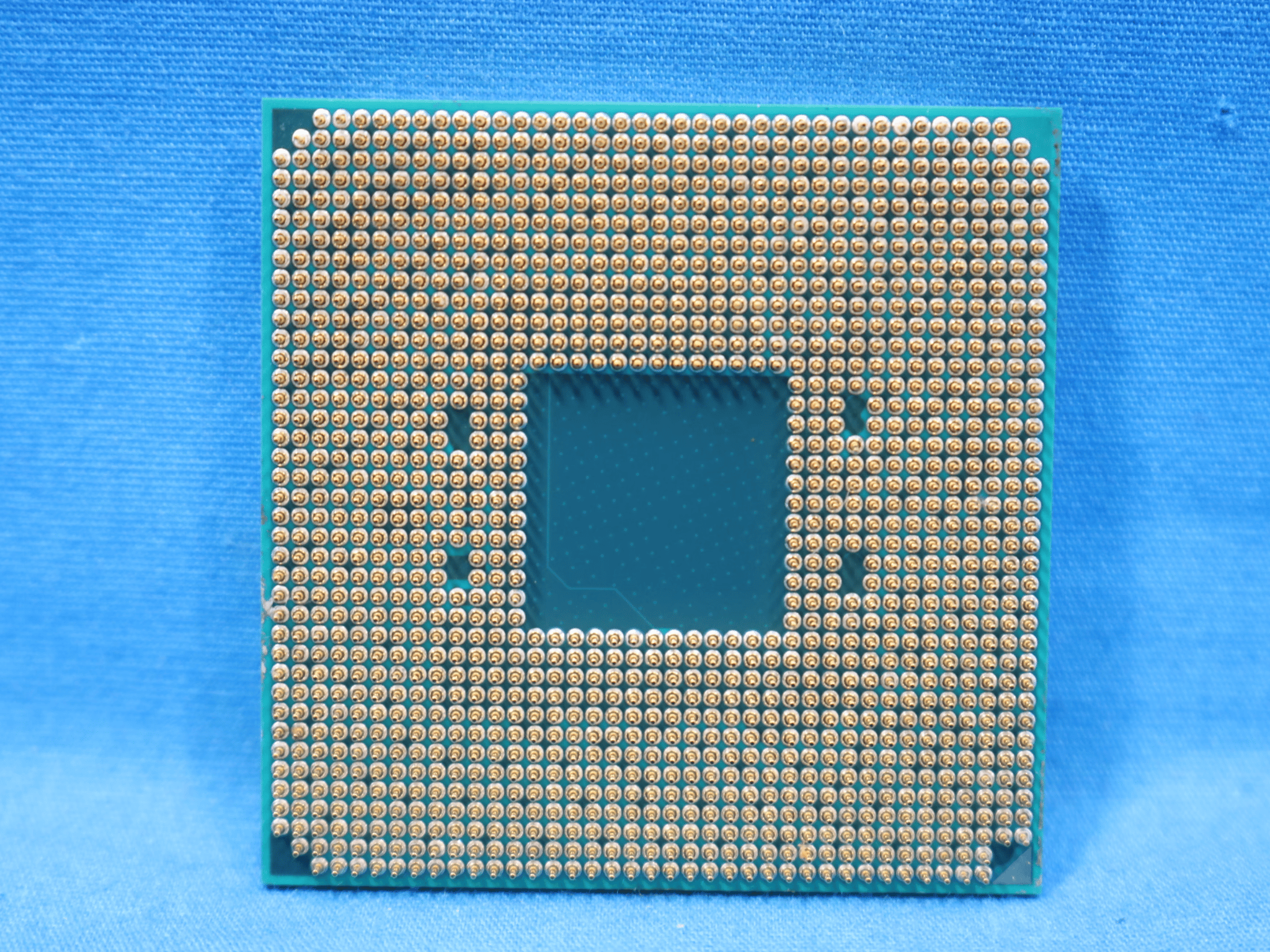 AMD Ryzen 5 1600X 3.6-4.0GHz Socket AM4 6-Core 12-Thread 16MB Desktop CPU YD160XBCM6IAE
