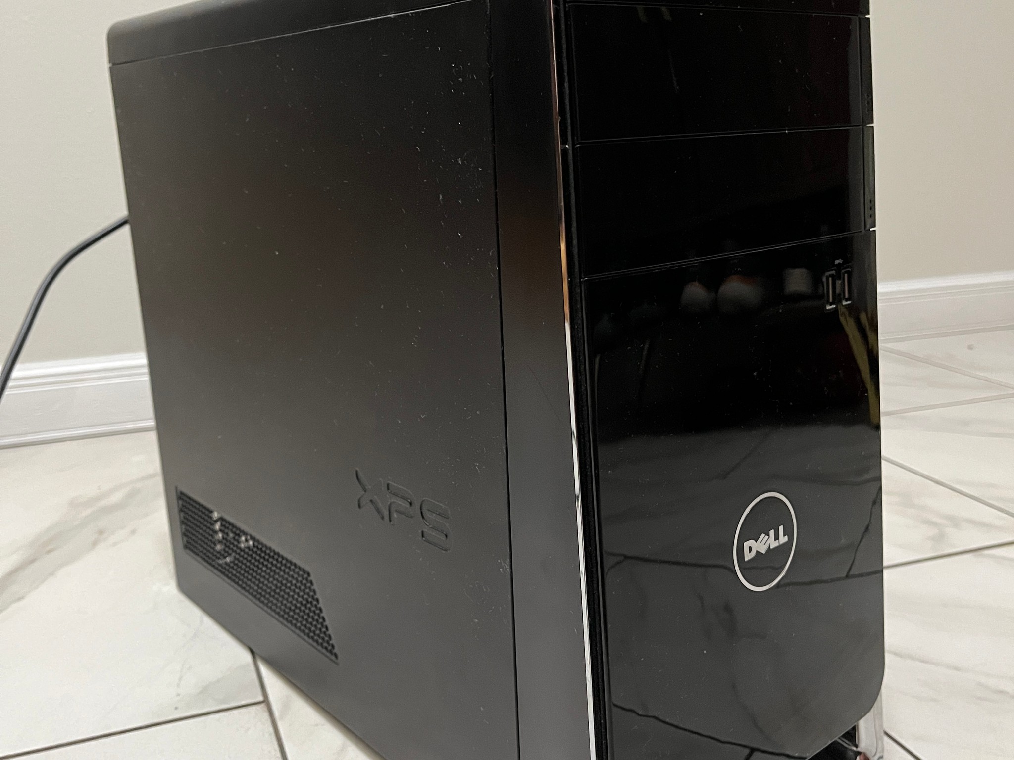 NVIDIA RTX 2070 Super, Intel i7-6700k, 16GB RAM, 500GB SSD - Dell Gaming PC w/Wi-Fi, BT