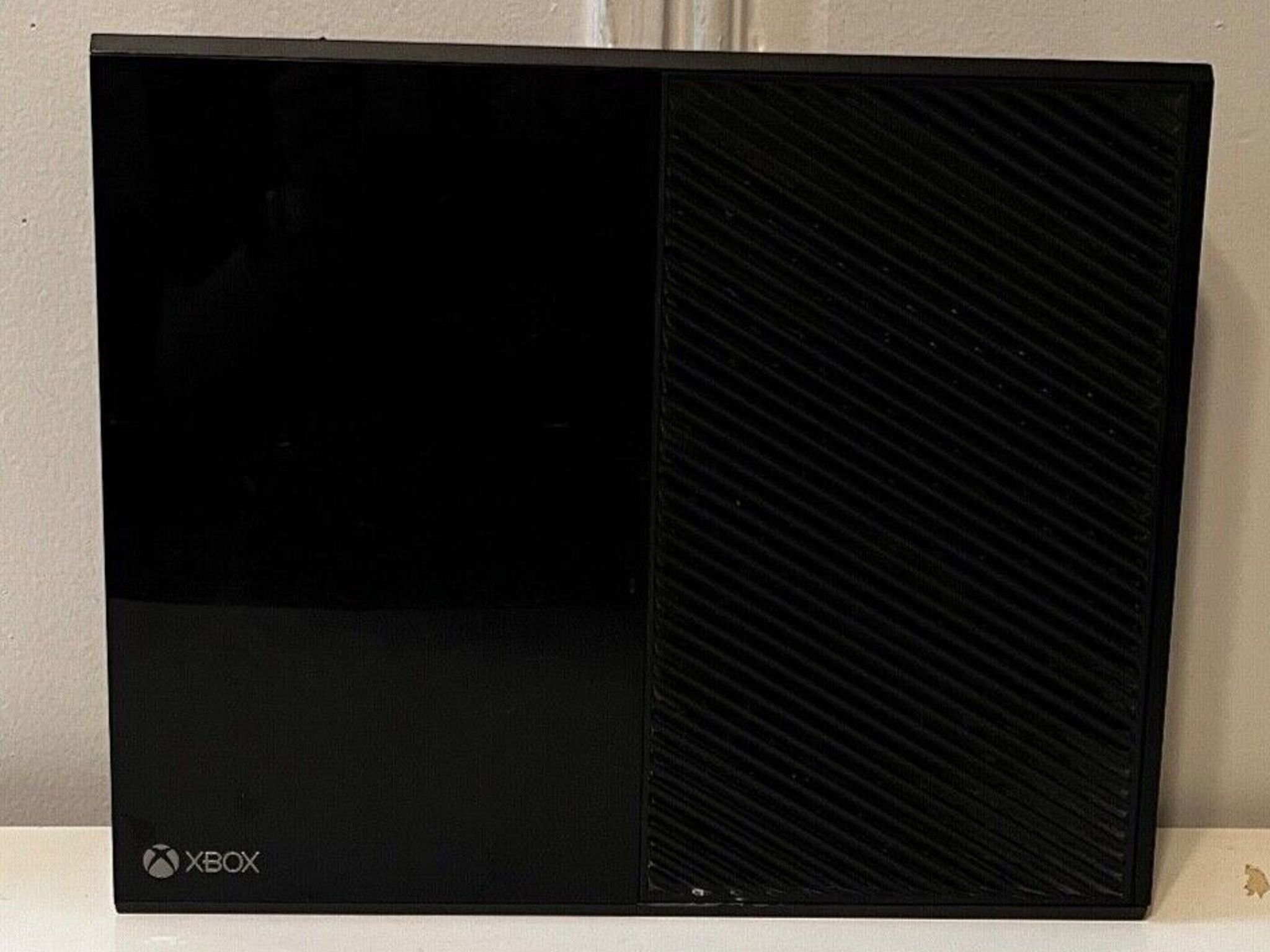 Microsoft Xbox One 500GB Console w/ Power Brick & Cable